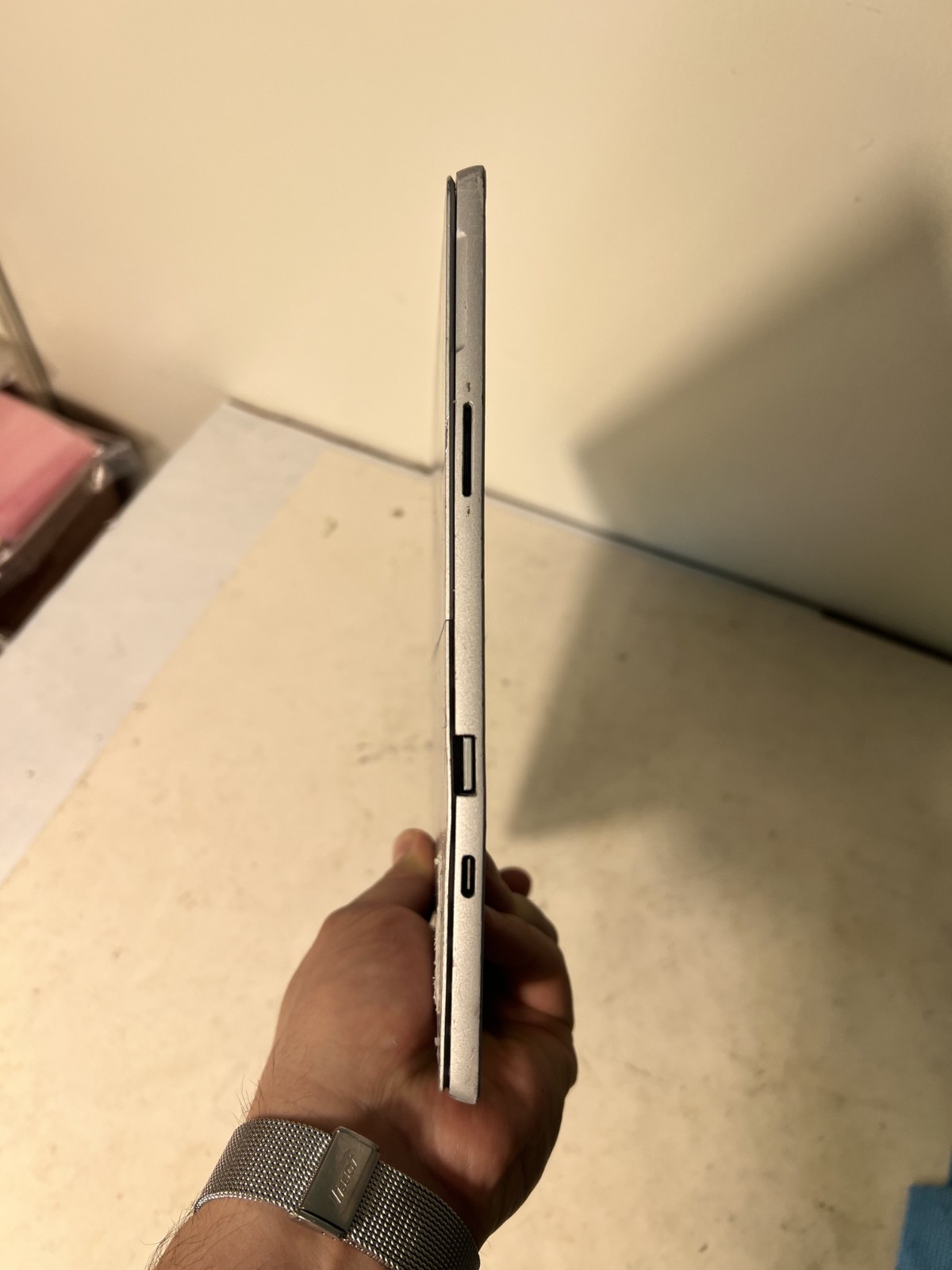 Microsoft Surface Pro 7 1866 12″ i5 1.1GHz 8GB 128GB No Screen For Repair *READ*