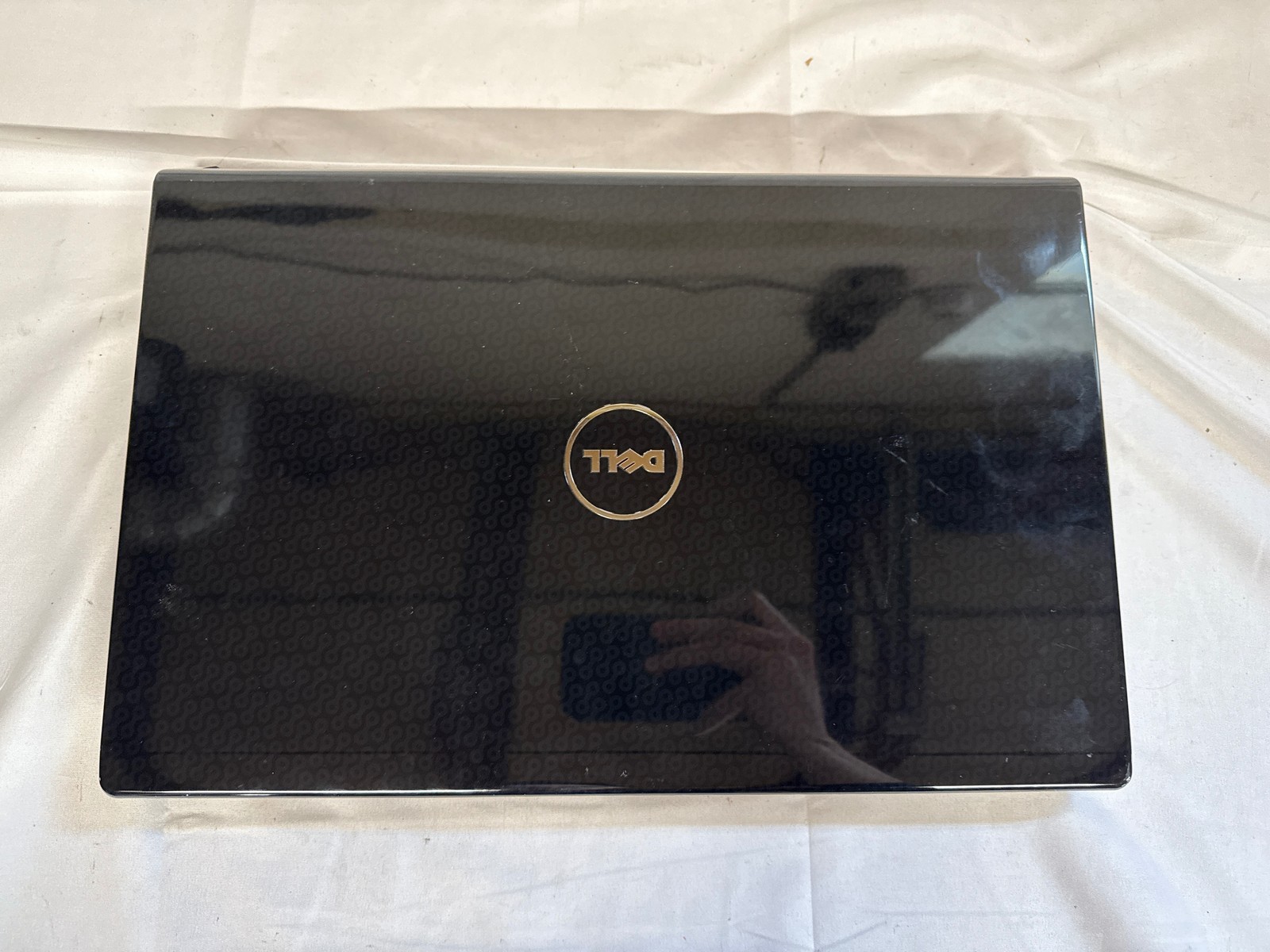 Dell Studio 1558 Intel Core i3 M 330 @ 2.13GHz 4 GB 320 GB 15.6″