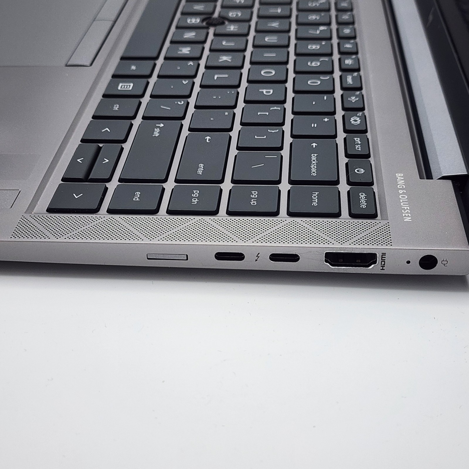 HP ZBook Firefly G7 Intel Core i5-10310U 32GB 256GB SSD 14.0″ Touch FHD W11P