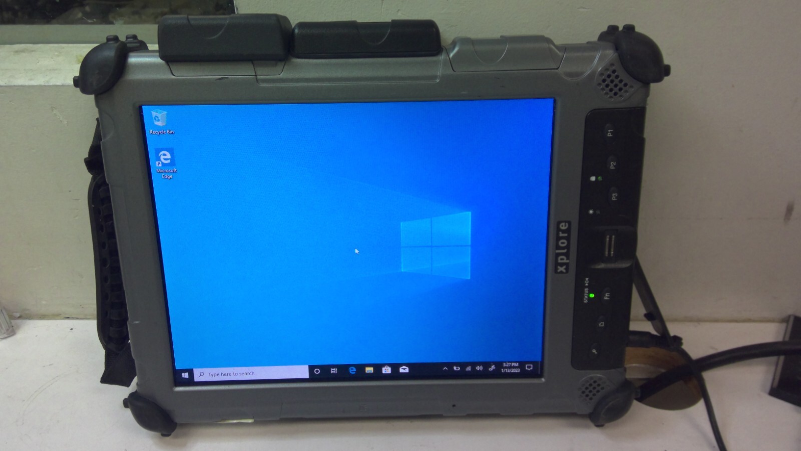 Xplore iX104C5 Intel core i7 4GB RAM 128GB SSD 10.4″ Touch win 10