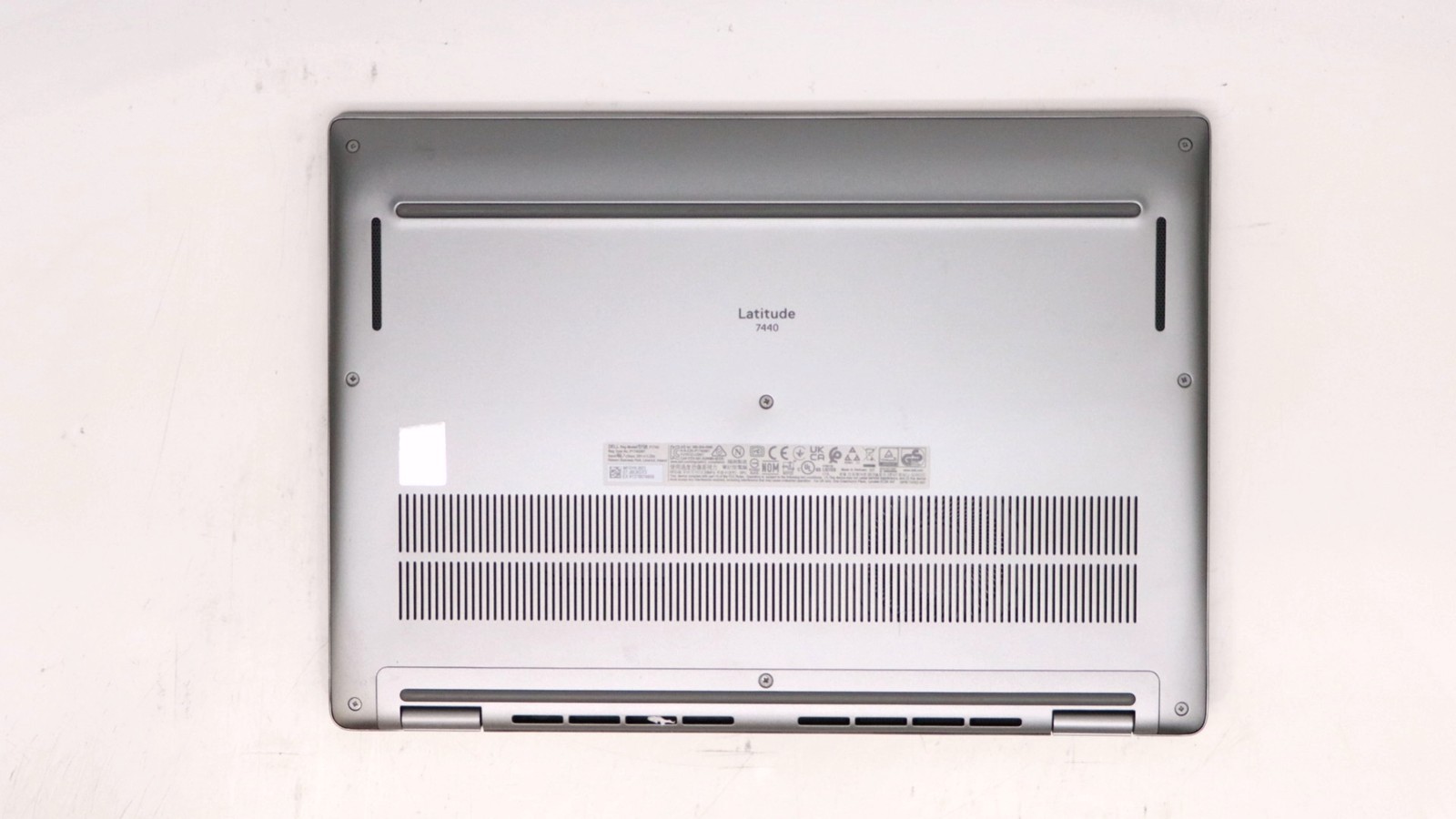 Dell Latitude 7440 14″ i7-1365u 32GB 512GB – Excellent READ DESC