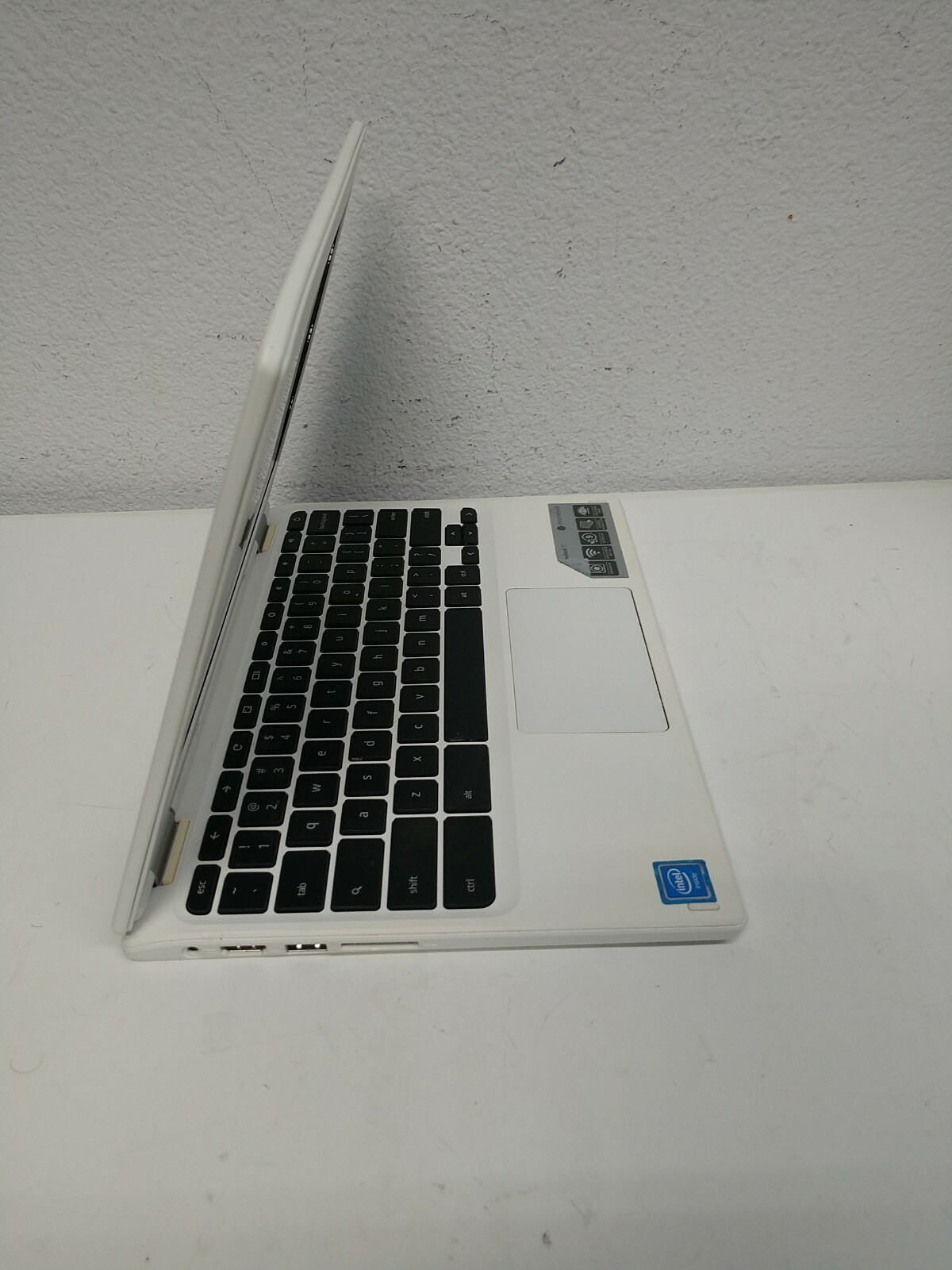 Acer chromebook 11.6″ N15Q10 CB3-131 Intel Celeron N2807 2GB RAM Webcam 2.0MP