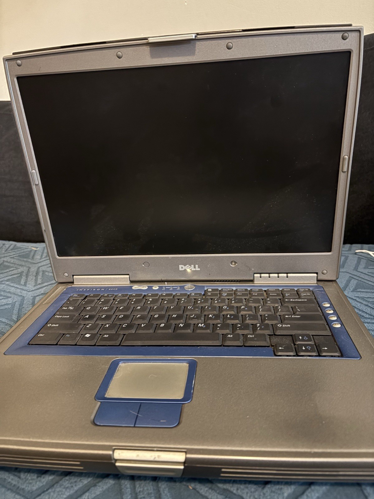 Dell Inspiron 8600 Laptop – Windows 7 Ultimate – Charger Included – No Battery