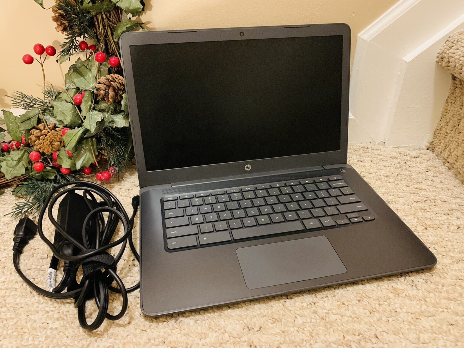 HP Chromebook 14” inch HD LED 14-db0023dx 32GB, AMD A4 Dual-Core, 2.40GHz, 4GB