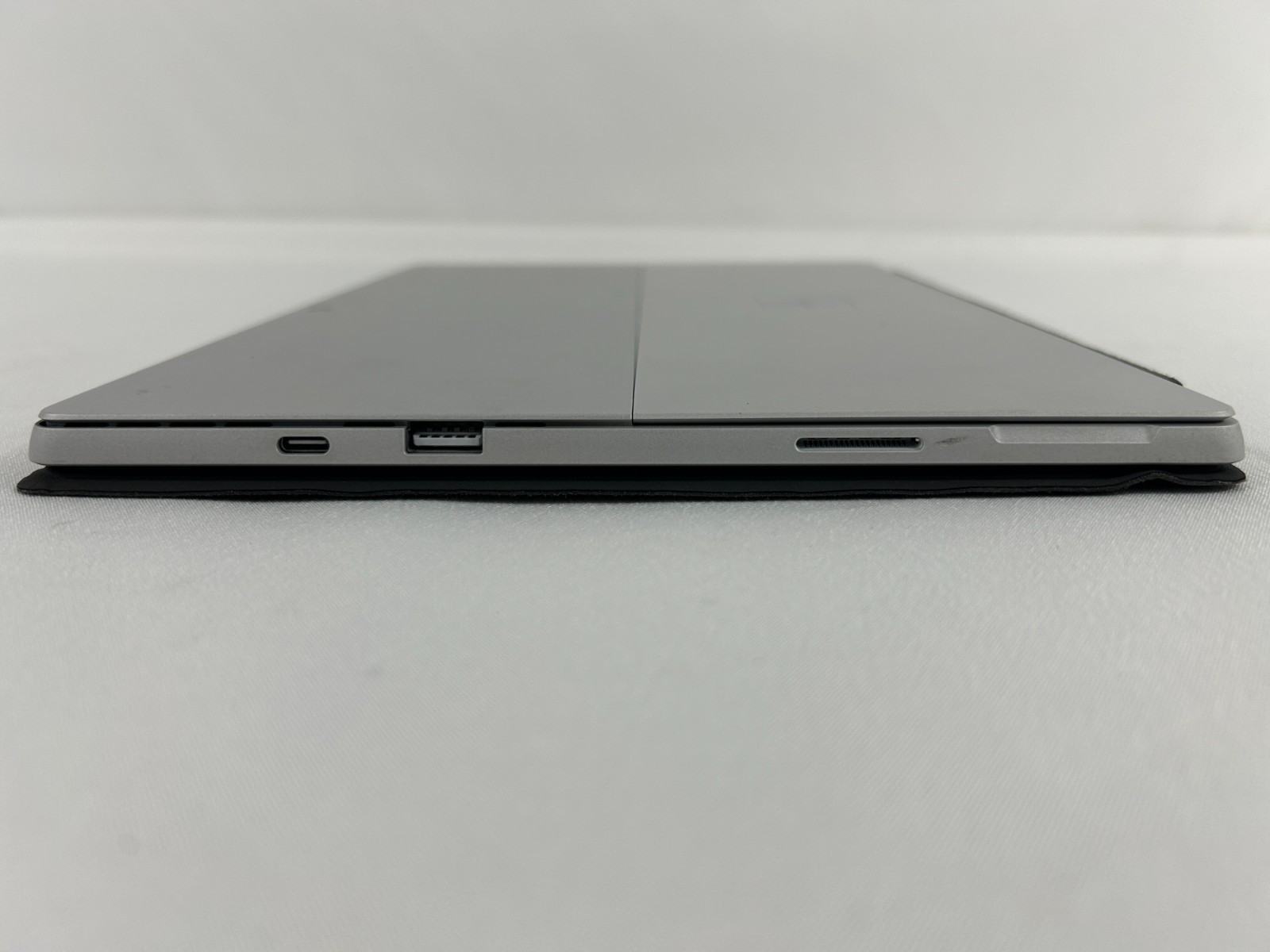 Microsoft Surface Pro 7 12.3″| i7-1065G7 | 16GB RAM | 512GB NVMe | W11Pro