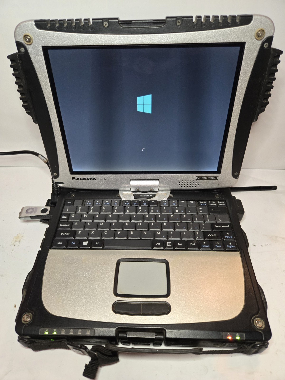 Panasonic Toughbook CF-19 MK5, i5 2520M 2.5GHz, 8GB RAM 512GBSSD Touch Win10P 3G