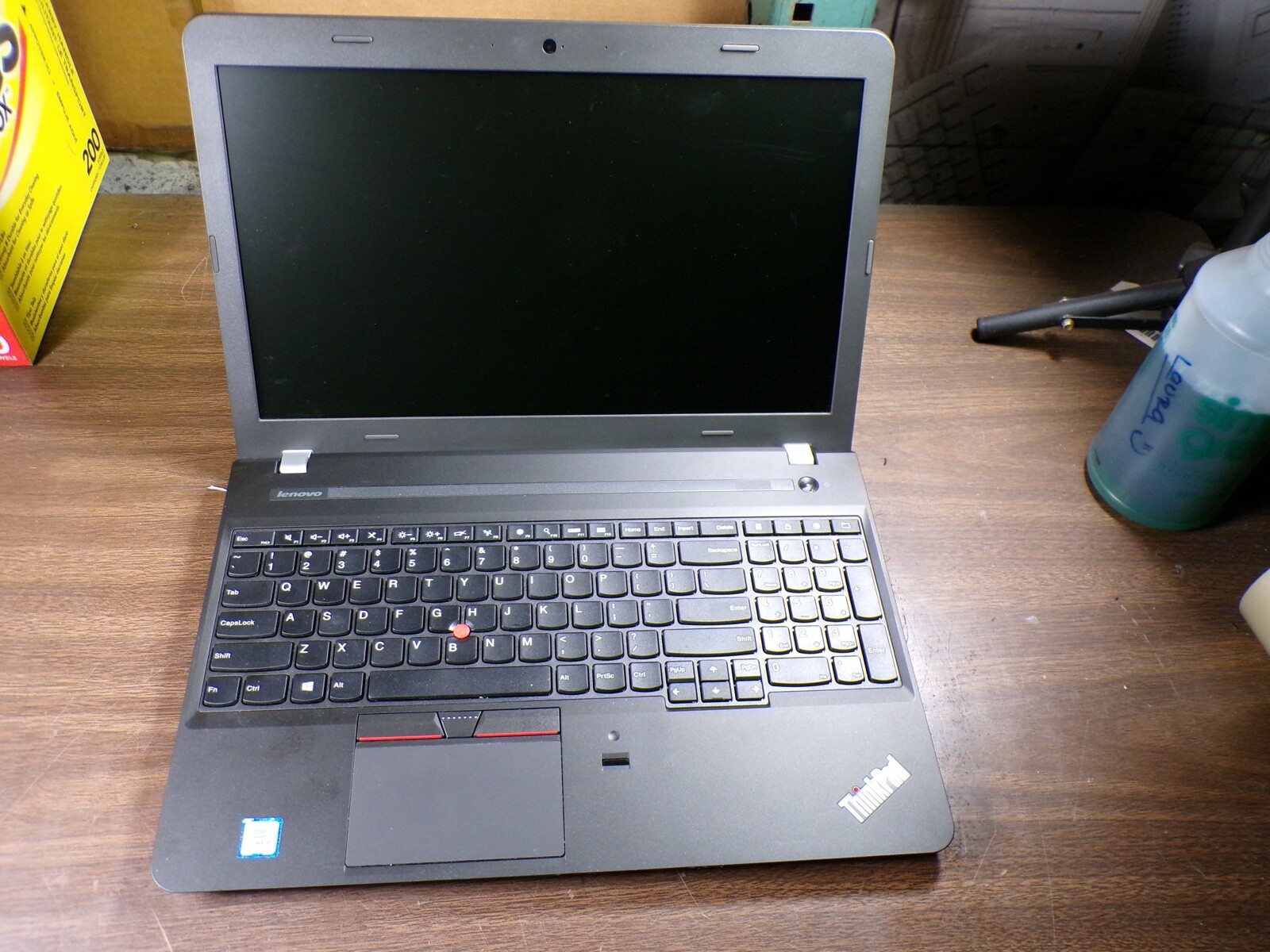 THINKPAD LENOVO E560 INTEL CORE I5-6200U 2.30GHZ 8GB RAM **NO HD/ NO CADDIE