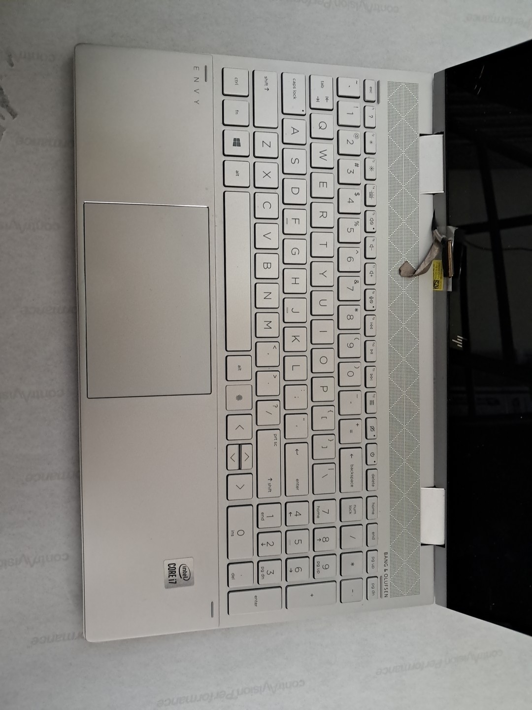 HP ENVY x360 2-in-1 15M-ED0023DX 15.6″ FHD Touch i7-1065G7 Broking Screen