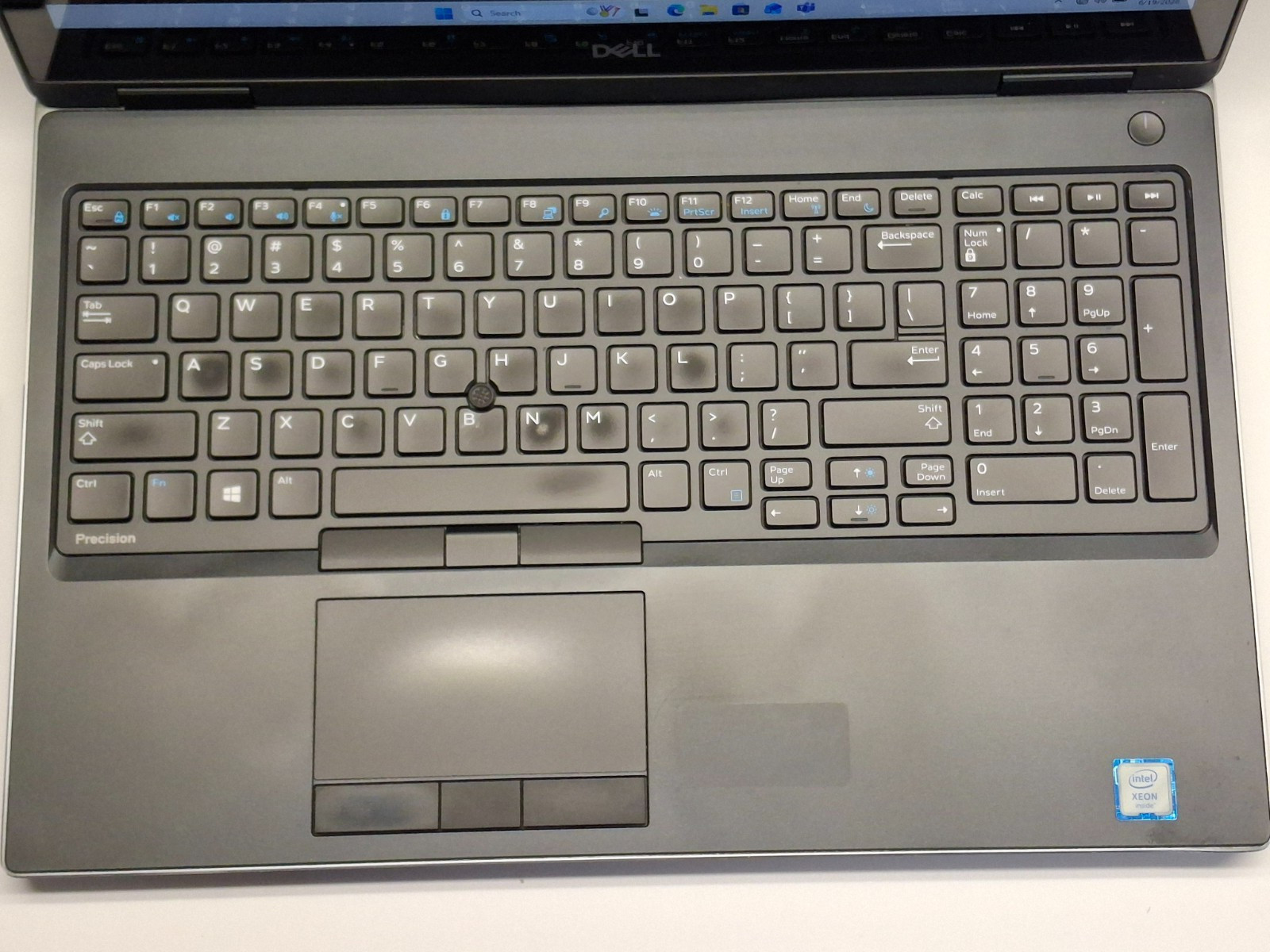 Dell Precision 7530 XEON E-2176M 2.70GHz Webcam 32GB 256GB SSD NVMe Wifi W11P