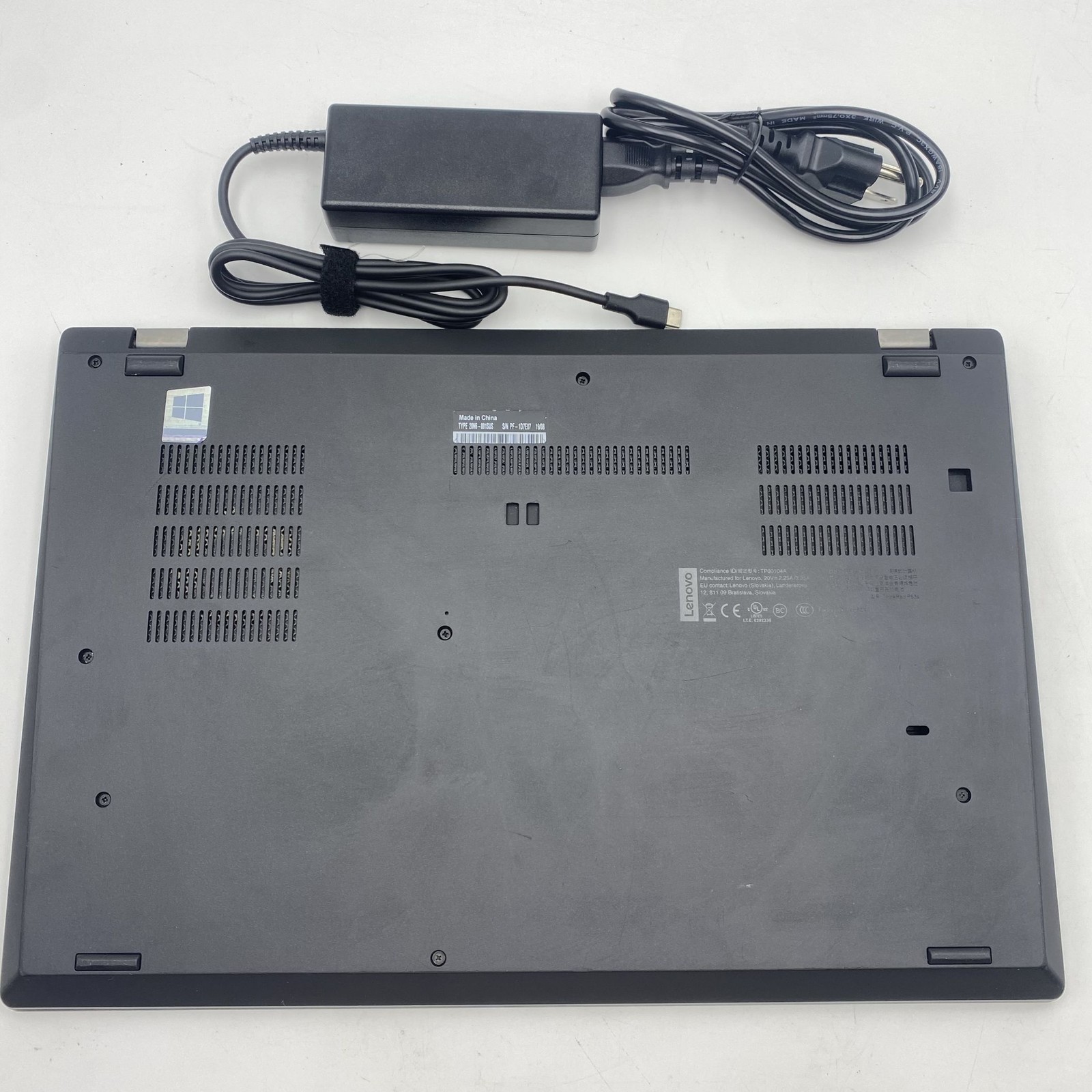 Lenovo ThinkPad P53s I7-8565U 8GB RAM 256GB SSD Batt: 79%