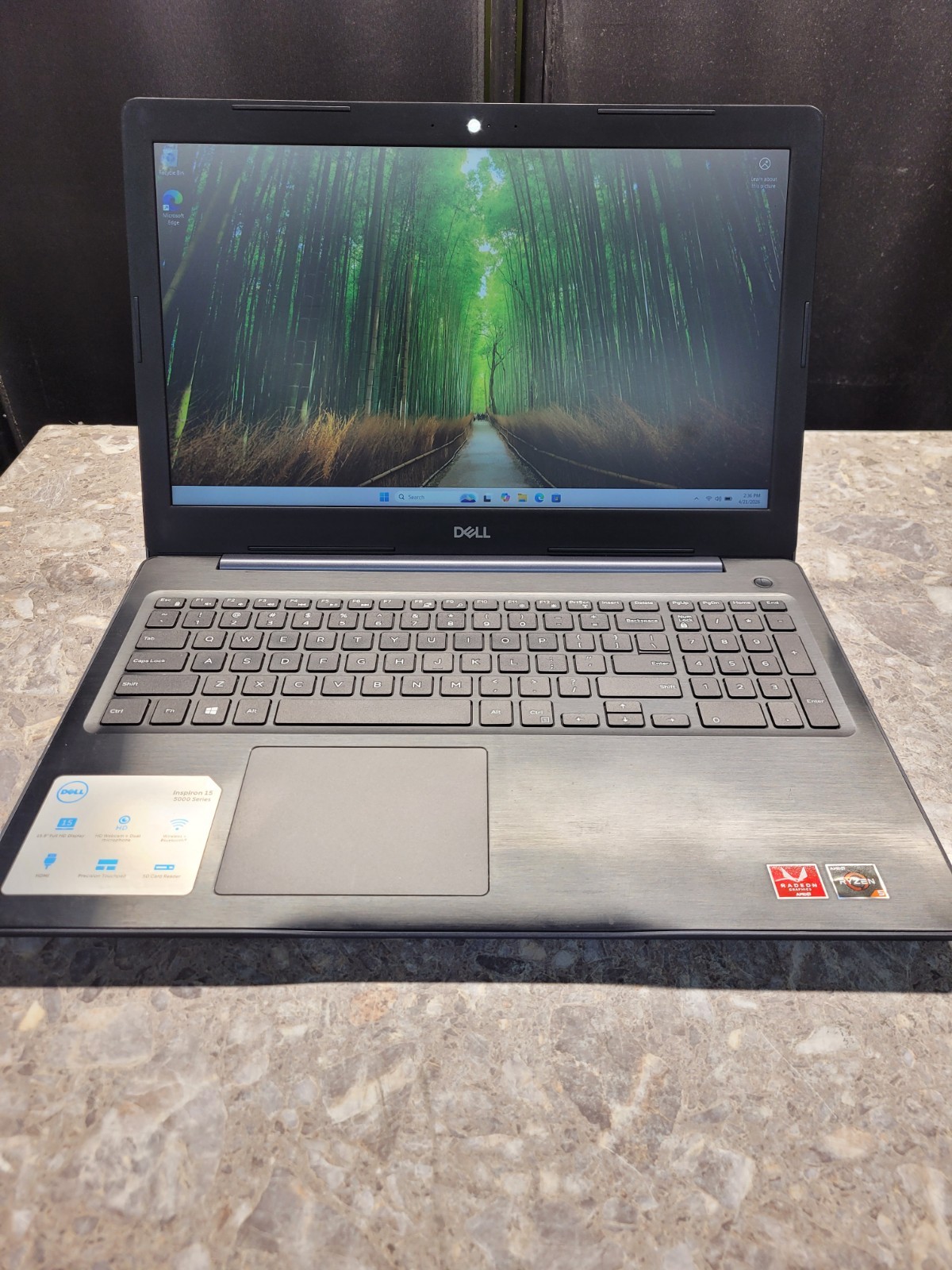 Dell Inspiron 5575 15.6″ FHD Ryzen 5 2500U 2GHz 8GB 256GB SSD Win 11