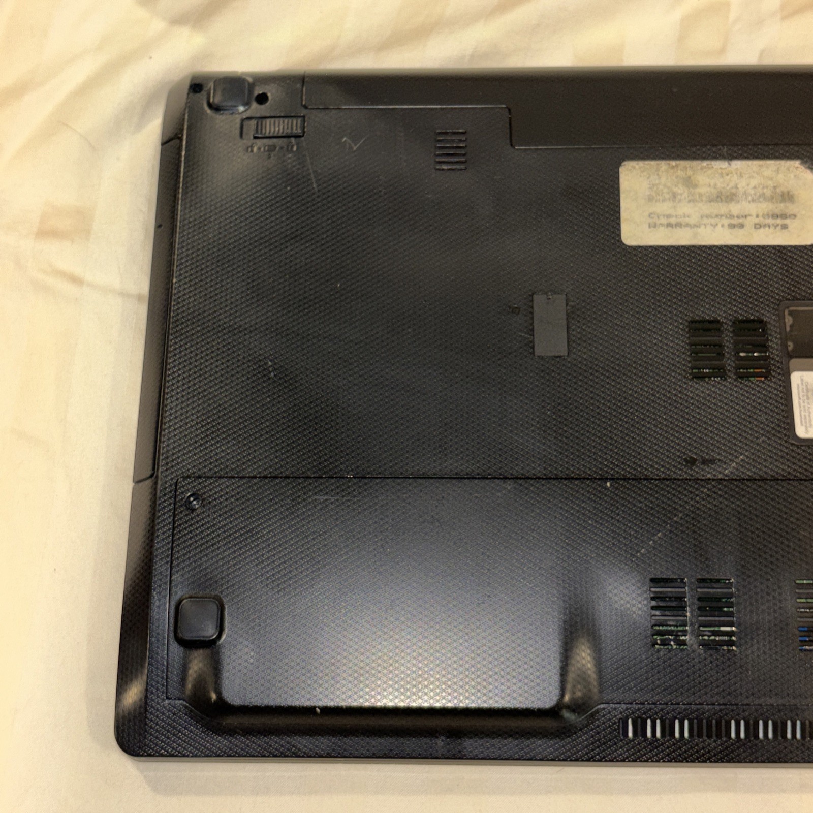 Asus U57A Laptop Intel Core i5 2450M 2.5GHz 6GB RAM 750GB HDD Win 10 Home