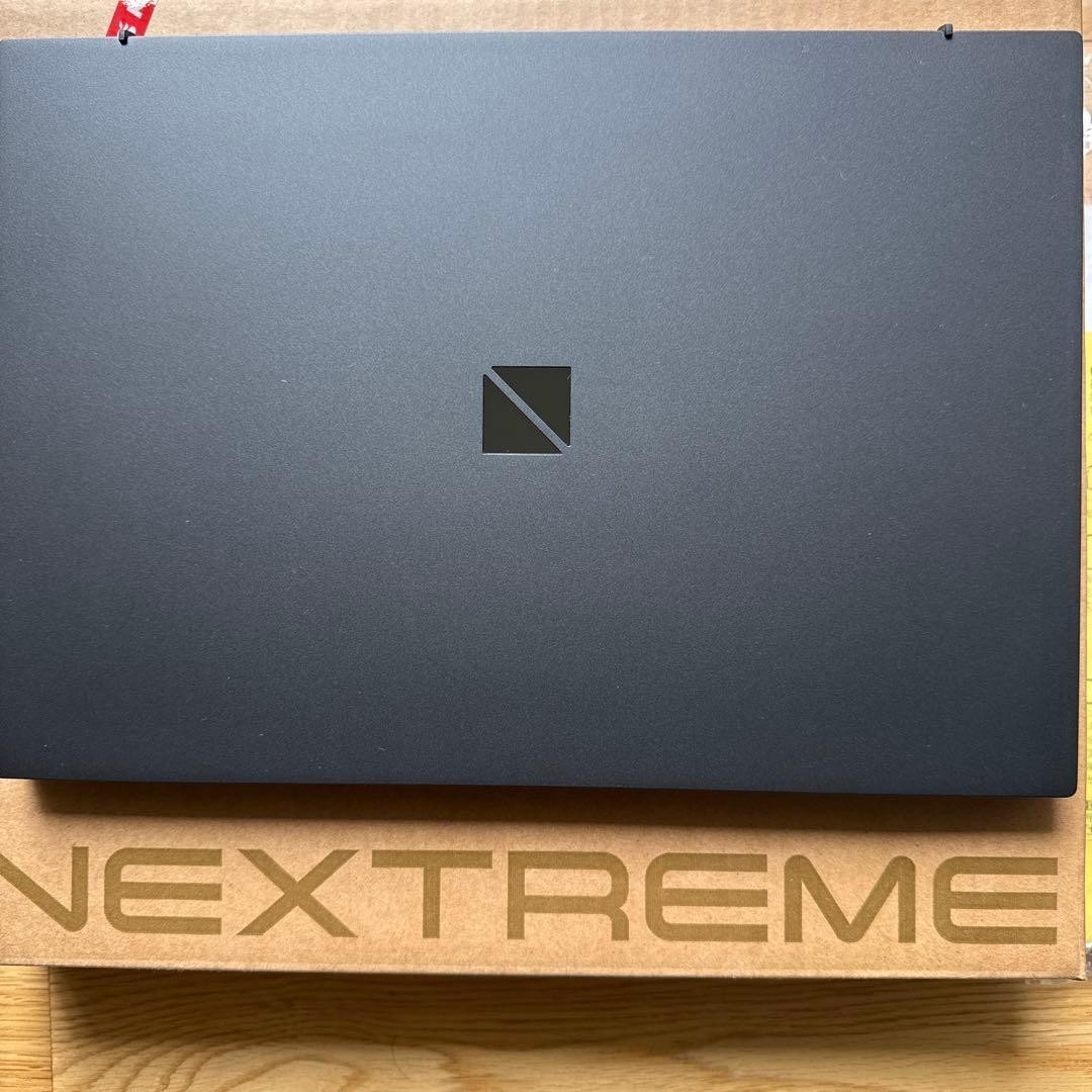 NEC Lavie NEXTREME Carbon i7 1195G Iris Xe 16GB SSD 512GB 14″ WUXGA Win 11 Home