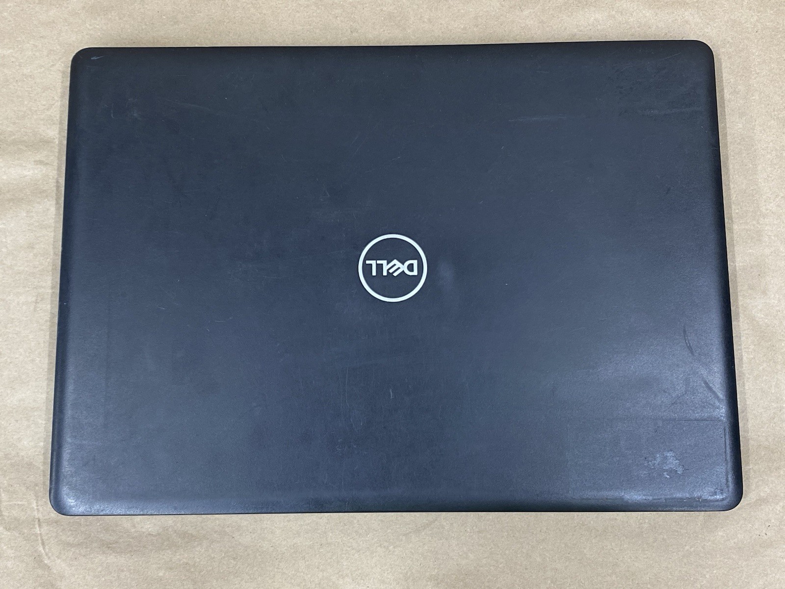 Dell Latitude 3490 – 14″ FHD – i5-8250U – 4GB – 128GB SSD – Win 11 – BIOS LOCKED