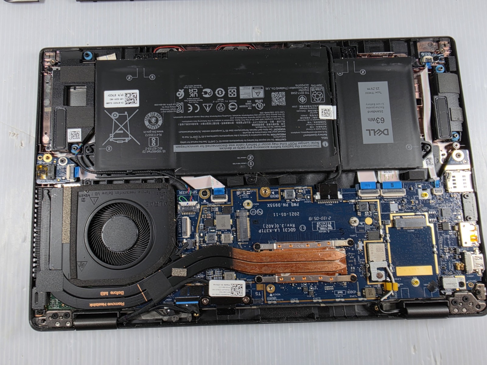 Dell Latitude 7420 FHD i7-1185G7 3.0GHz 16GB No SSD–NO OS