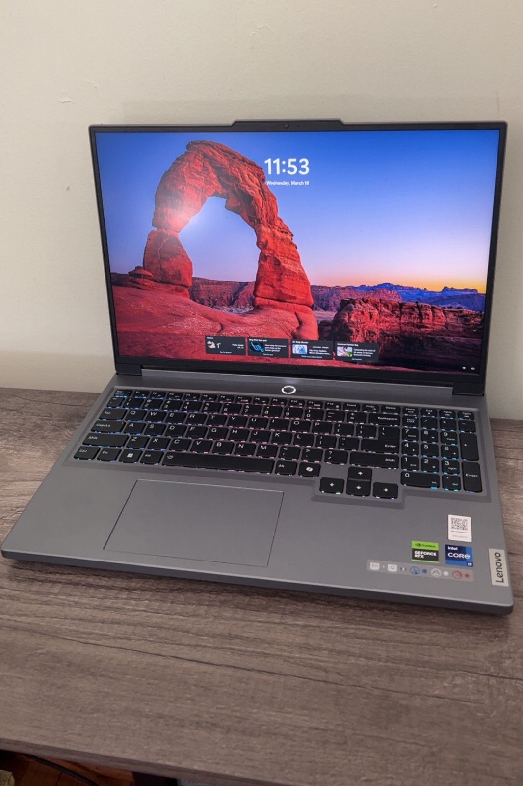 Lenovo Legion 5i Gaming Laptop. All details in photos