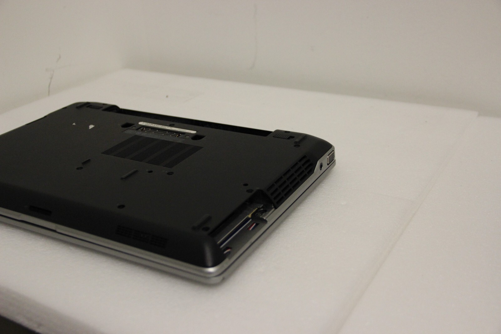 Dell Latitude E6320 – BOOT TO BIOS MISSING PARTS READ