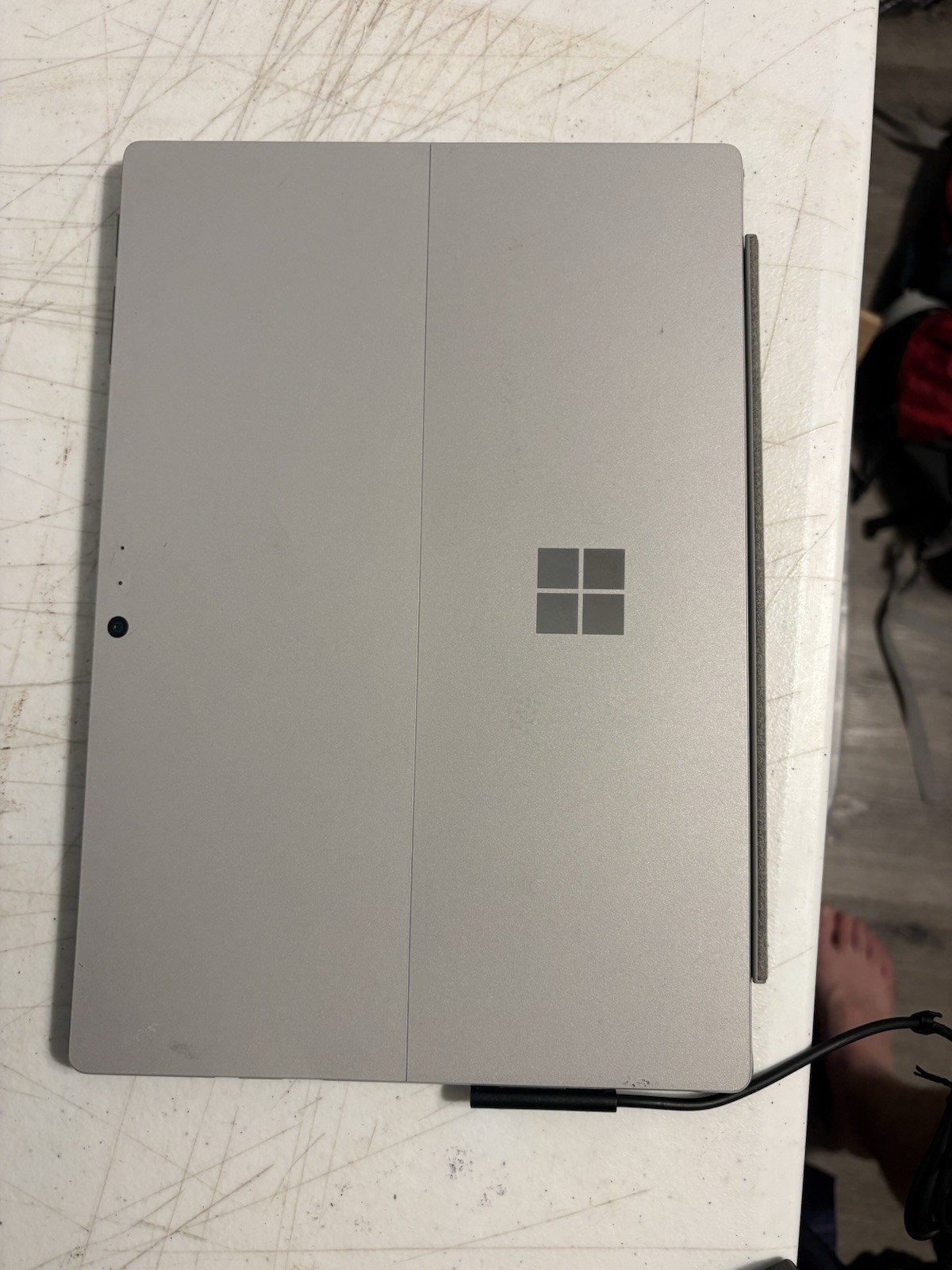 Microsoft Surface Pro 1796 12.3” M3-7Y30 1.0GHz, 4GB Ram, 128GB SSD