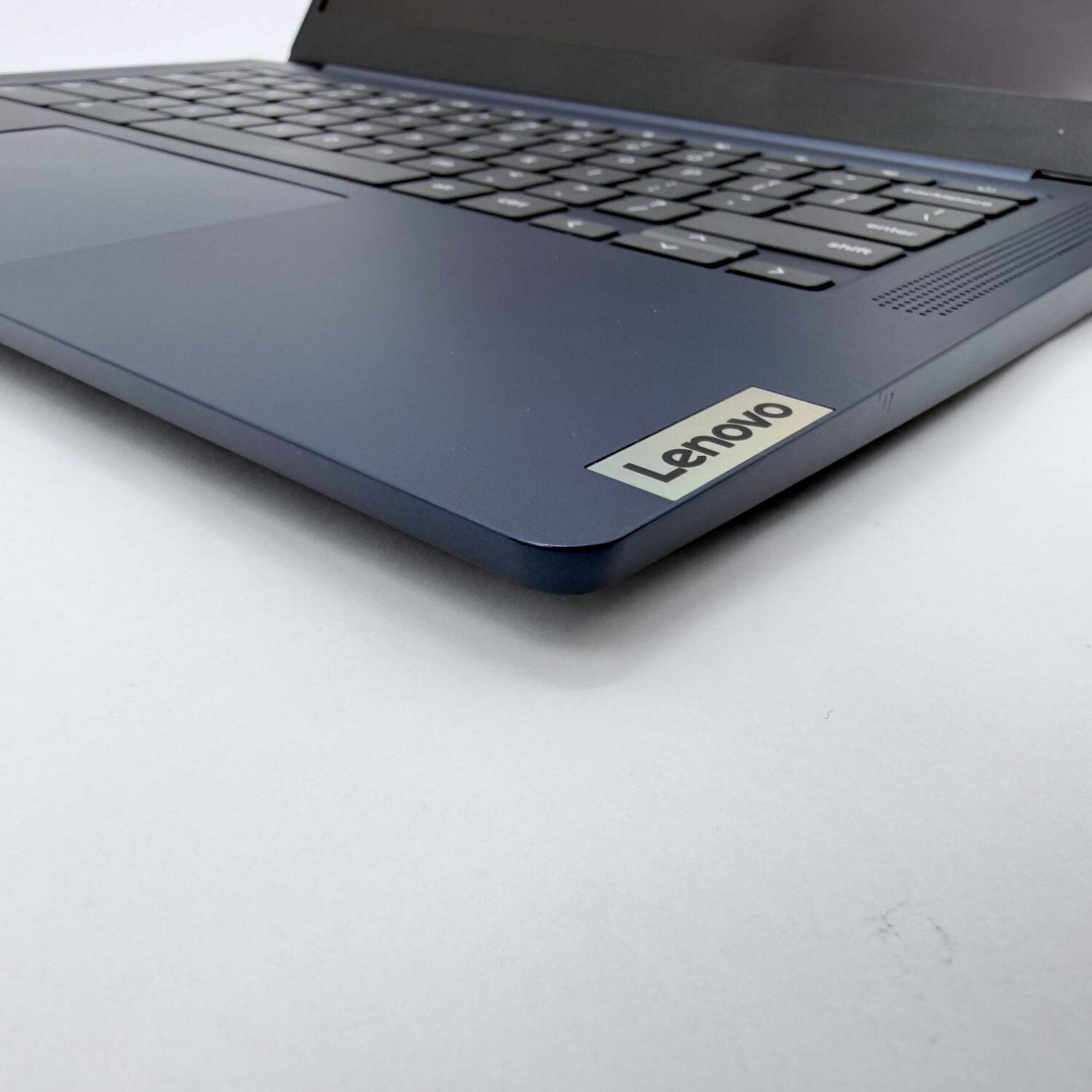 Lenovo IP SLIM 3 CHROME 14M868 14″ Kompanio 520 2.5GHz 4GB RAM 64GB SSD