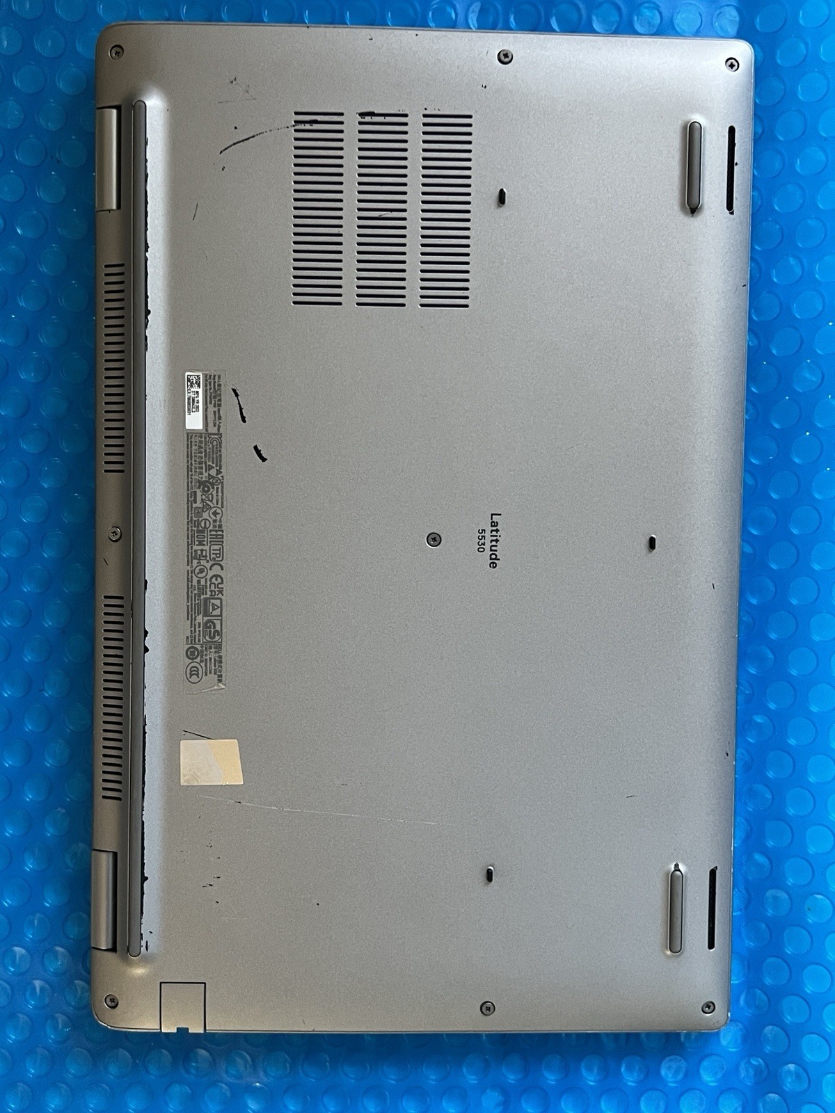 Dell Latitude 5530 FHD 4.7GHz 10-Core i7-1255U 32GB RAM 512GB SSD IR-CAM WIN I1P