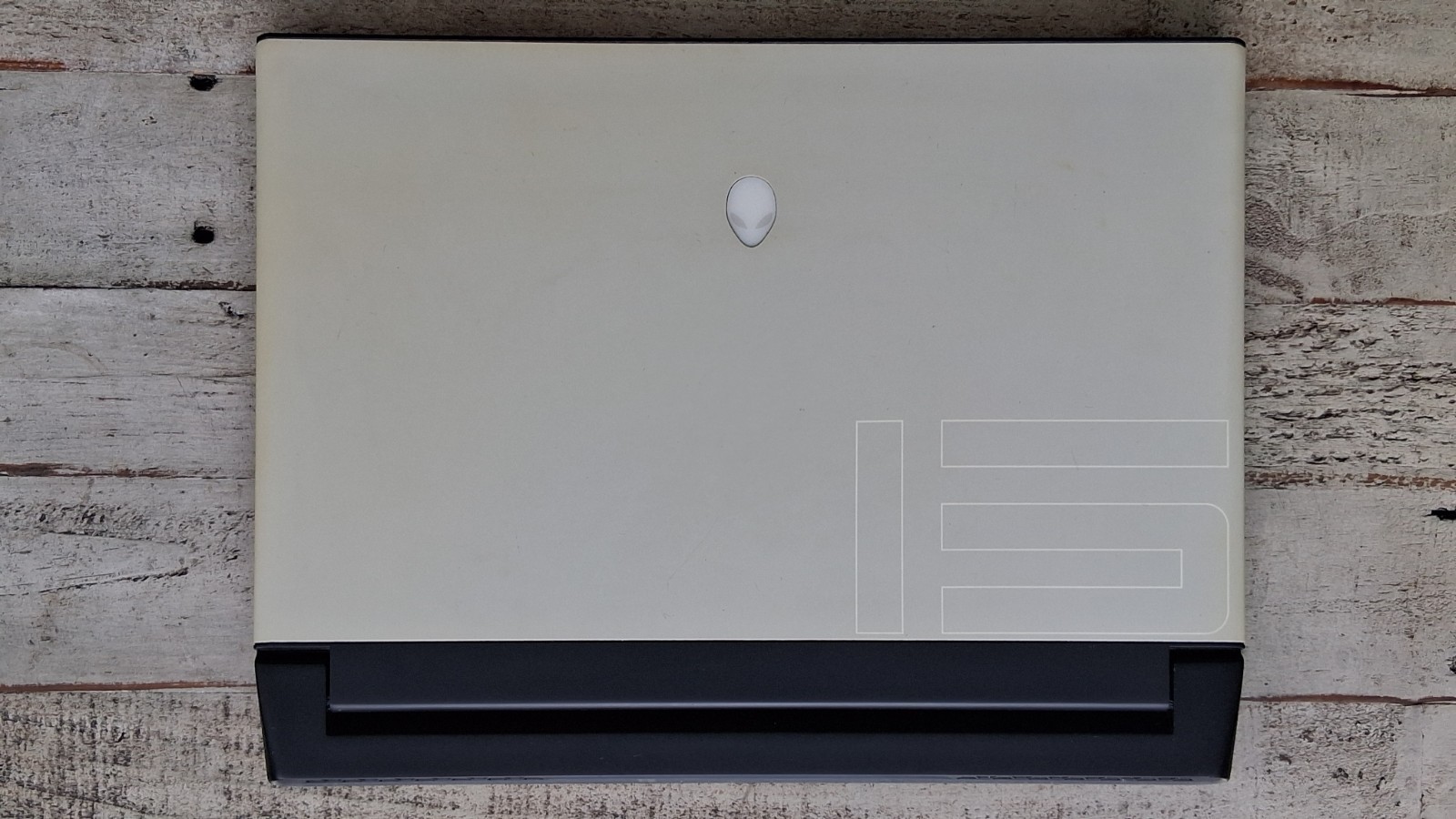 ALIENWARE M15 R2 15.6″ 4TB NVIDIA RTX 2070 OLED 4K 16GB Lunar Light Computer