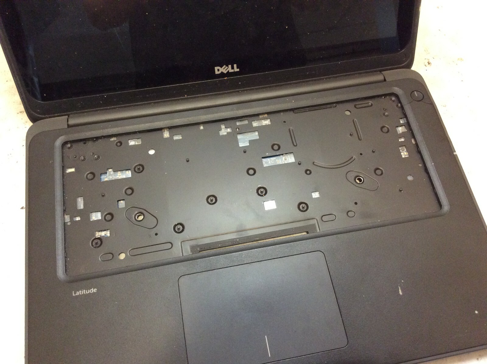 Dell Latitude 3380 Laptop 13″ Intel Core i5 7th Gen LOCKED BIOS -PP