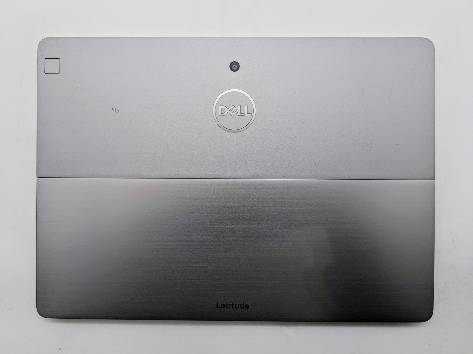 DELL LATITUDE 7200 2-IN-1 12″ FHD I5-8365U 128GB SSD 8GB Motherboard *READ*