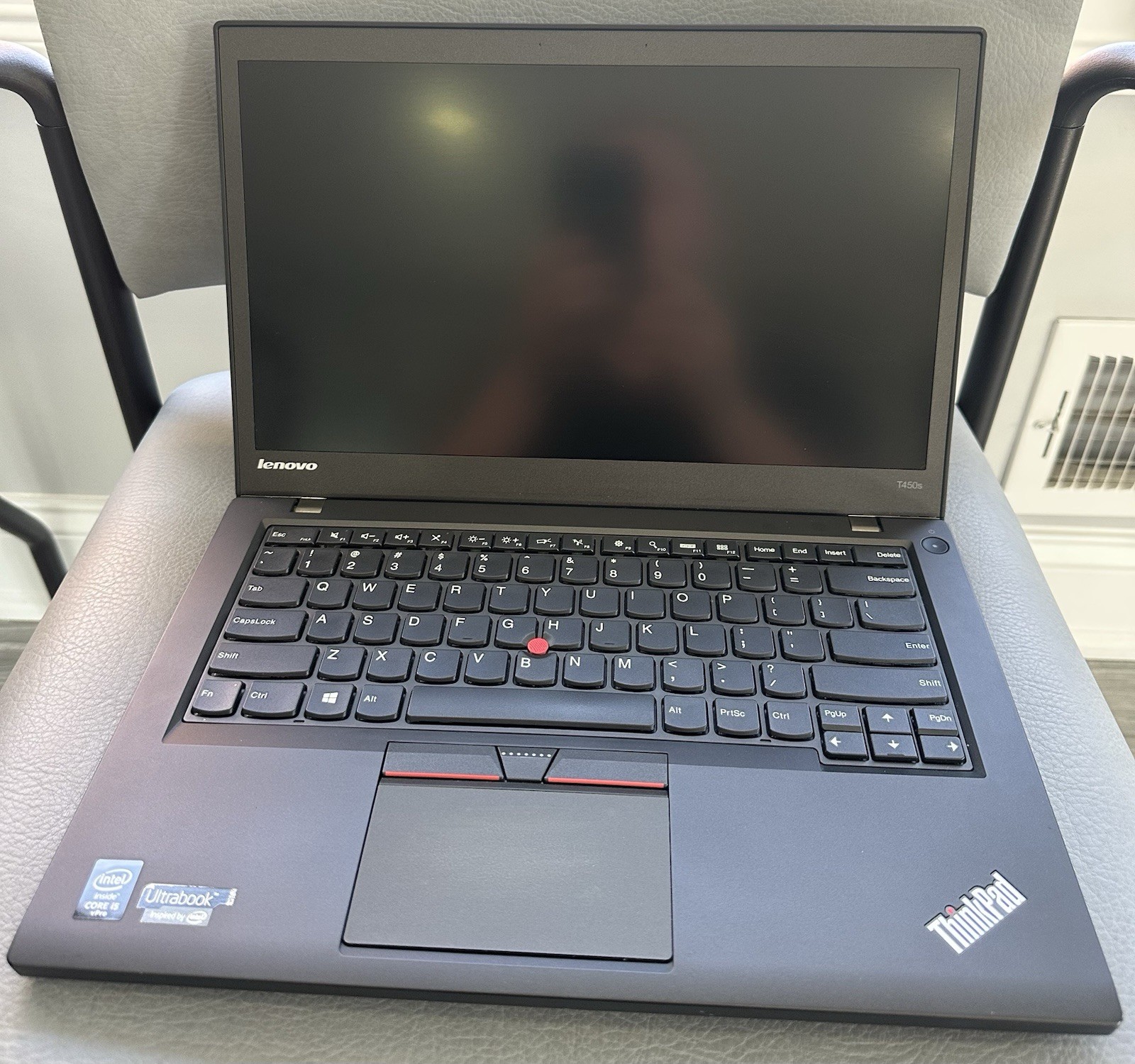 Lenovo T450S 14” I5-5300U@2.30GHz 12GB RAM 250GB SSD Windows 10 Pro, 2 Batteries