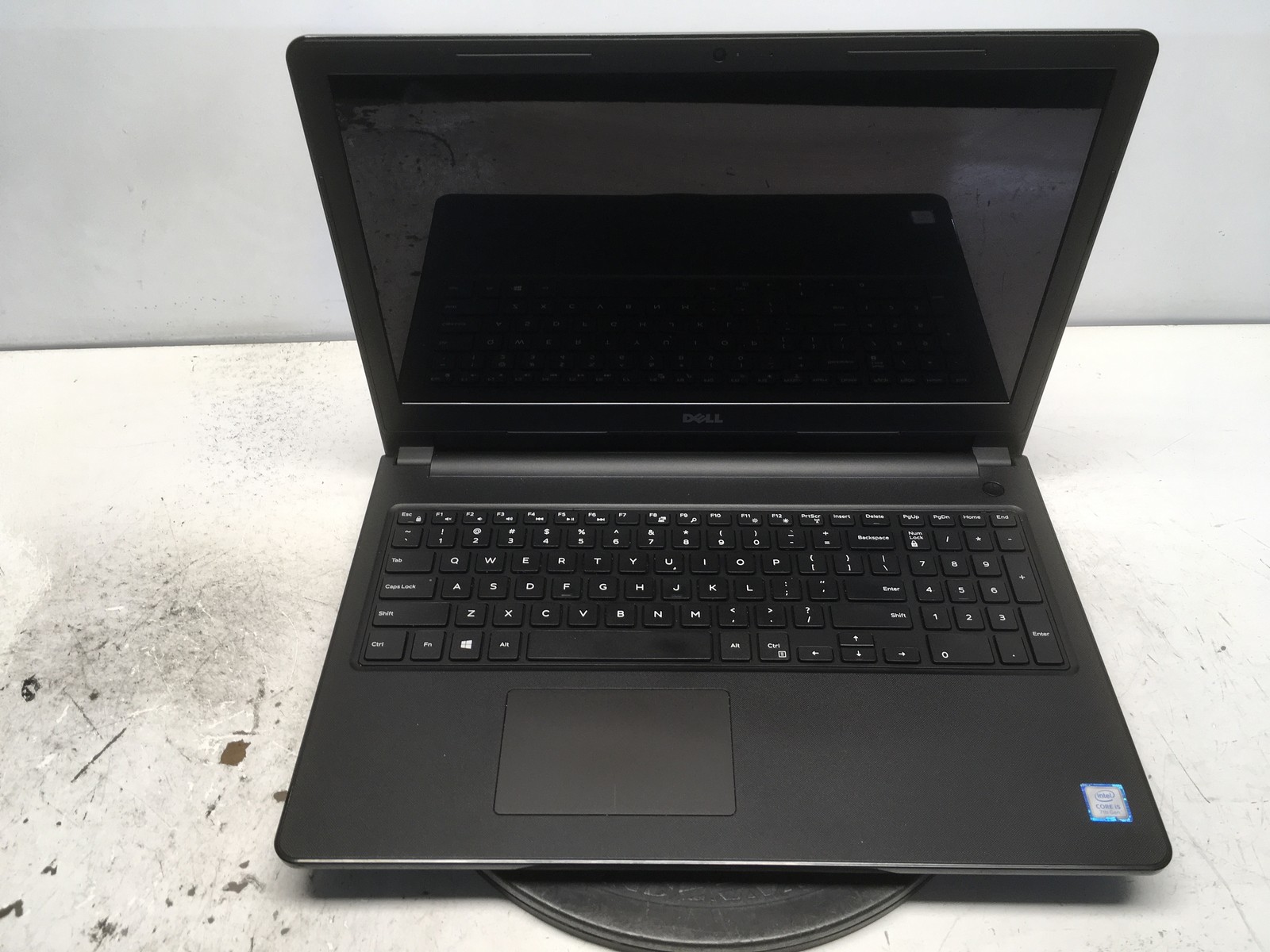 Dell Inspiron 15-3567 Intel i5-7200U 2.5GHz 8 GB NO HDD No Batt