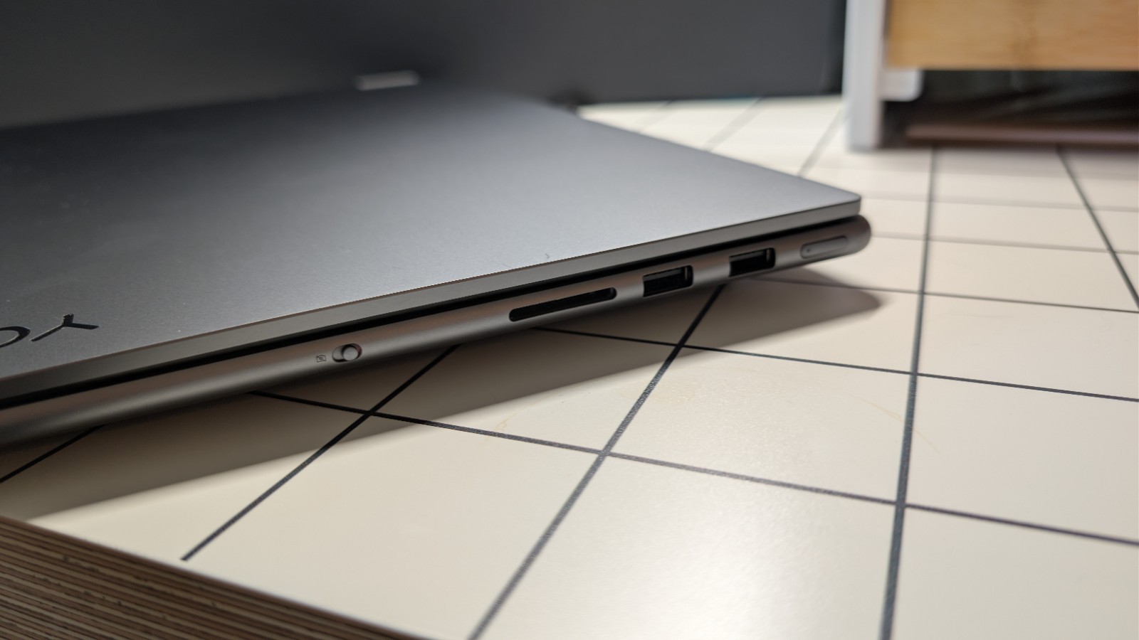 Lenovo Yoga 16″ Touch iCore Ultra 9 32GB 1TB SSD GeForce RTX Win11 Gray