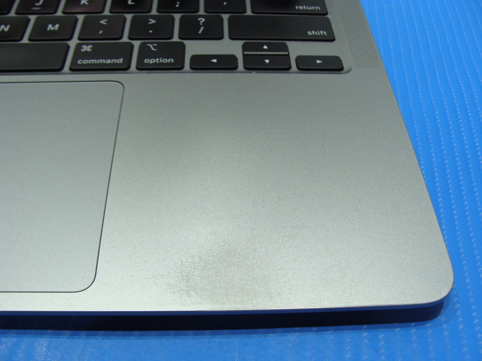Apple MacBook Air A2337 MGN63LL/A 13.3″ M1 (2020) 8CPU/7GPU 8GB 128GB SSD +PA