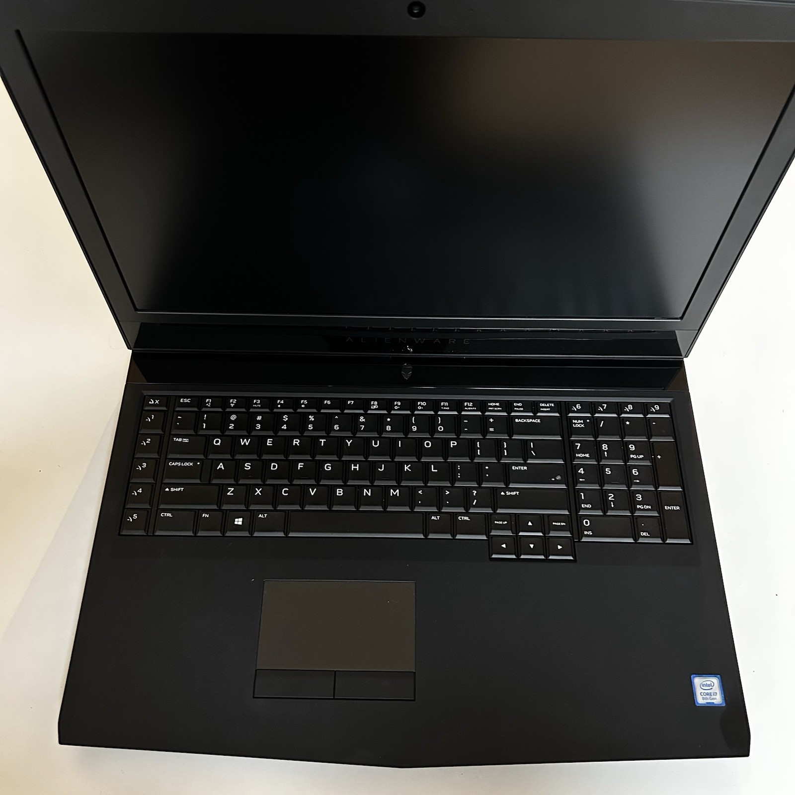Alienware 17 R5 17.3″ Gaming Laptop-i7-8750H-32GB RAM-1 TB HDD-256 GB SSD *READ*
