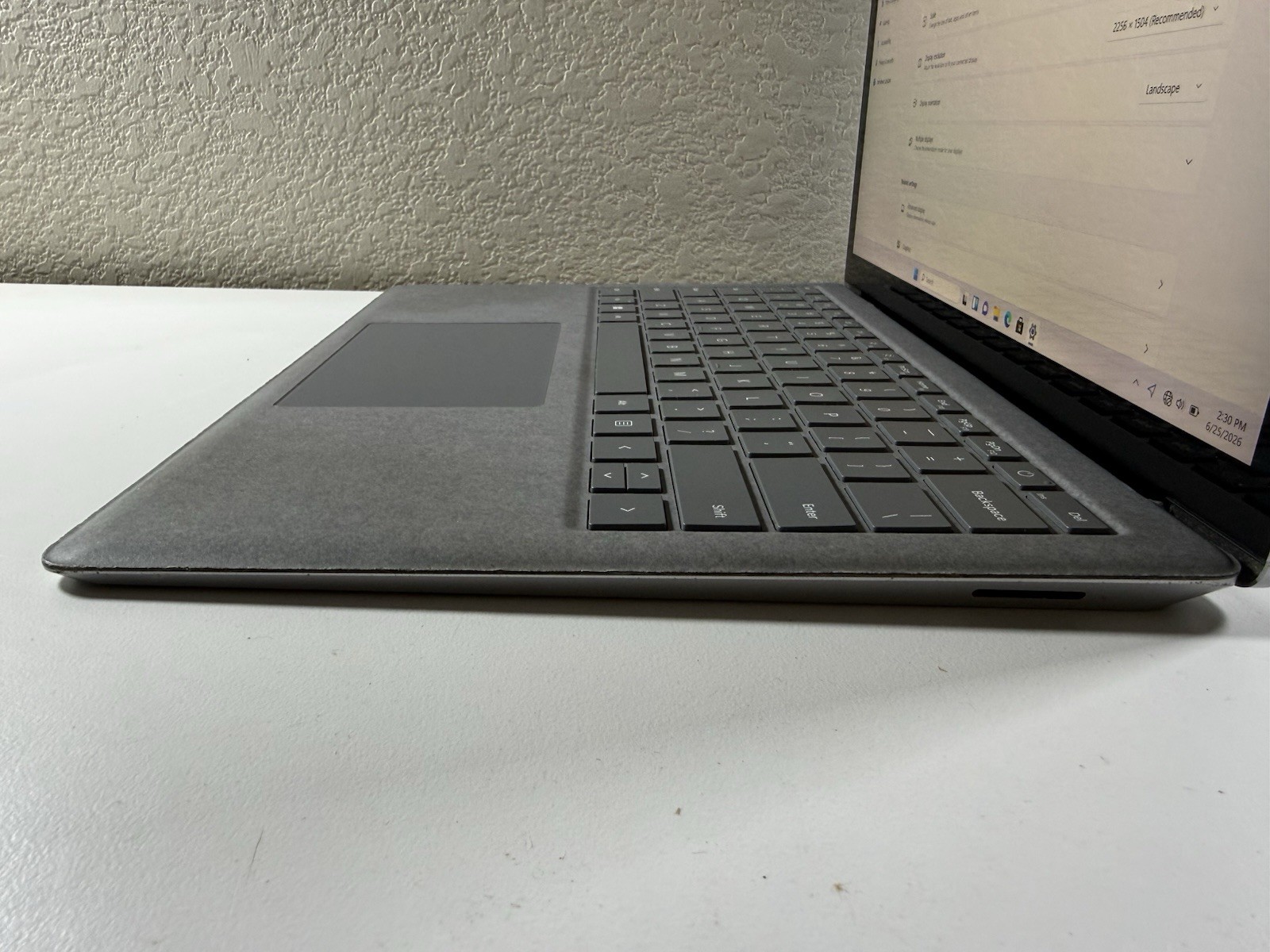 Microsoft Surface Laptop 5 13.5” 1950 Intel Core i7-1265U 16GB RAM 512GB NVME