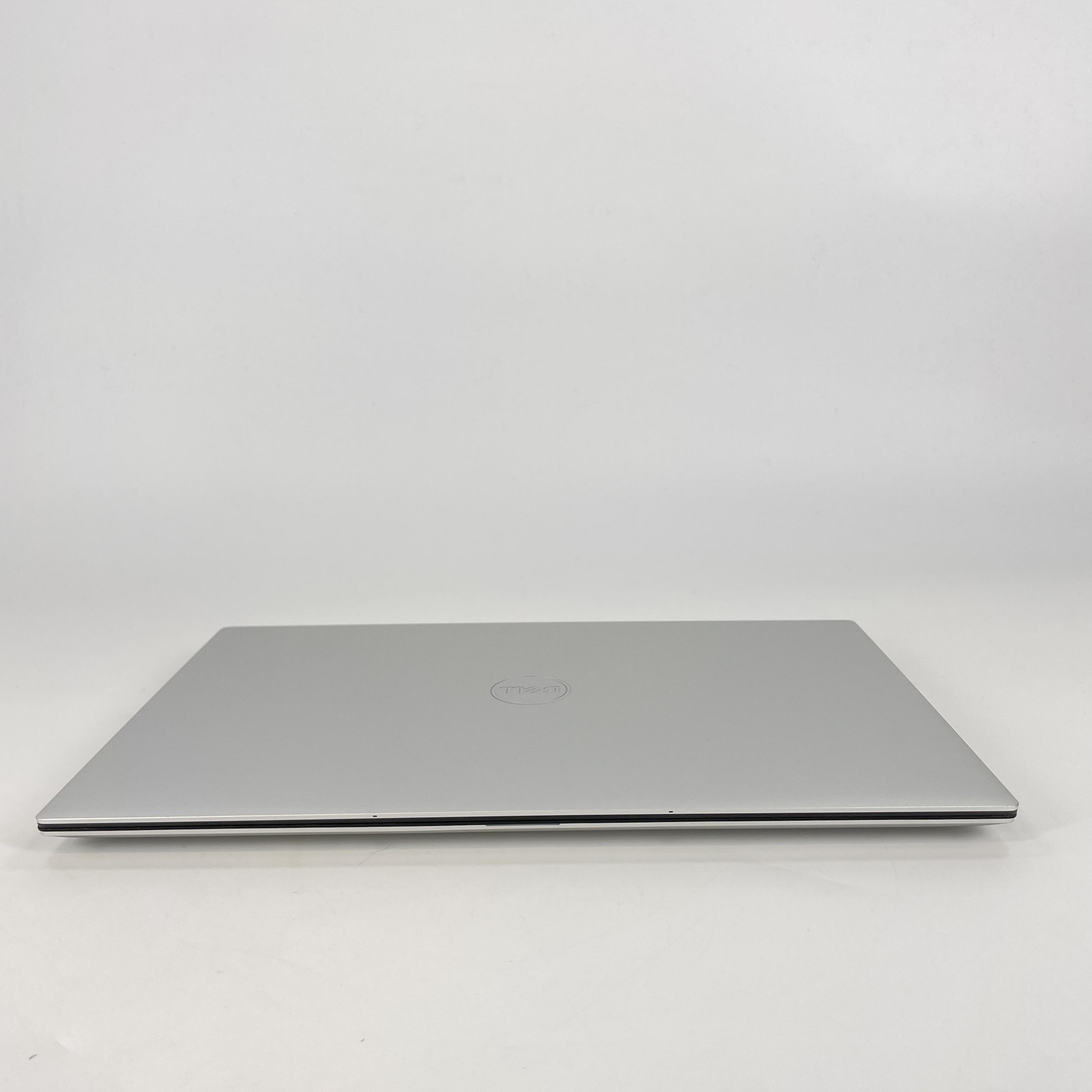Dell XPS 15 9520 3.5K TOUCH 2.5 GHz i9-12900HK 32GB 1TB RTX 3050 Ti Excellent