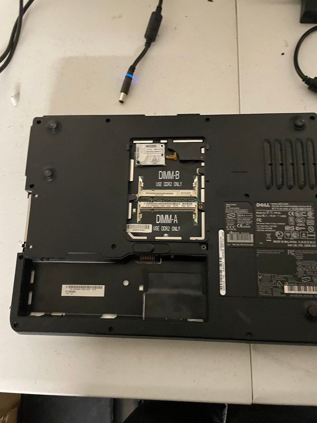 Dell Inspiron E1705 + 6000/E1505 Laptop Untested No Charger For Parts As‑Is