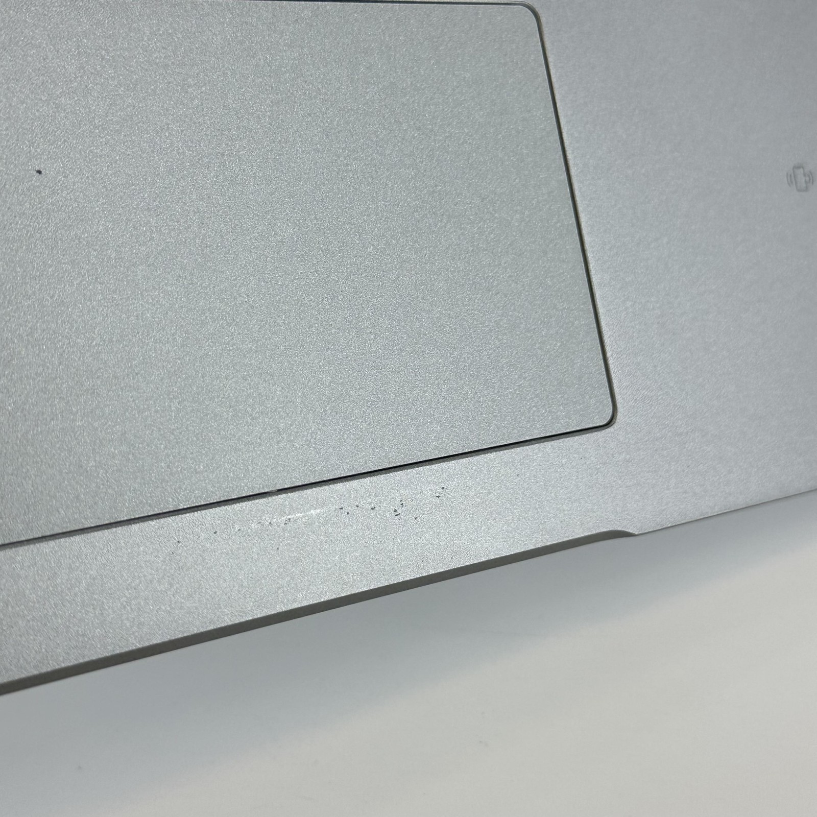 Dell Latitude 5520 15.6 Silver FHD i7-1185G7 3.00GHz 16GB 512GB SSD BAD BATTERY