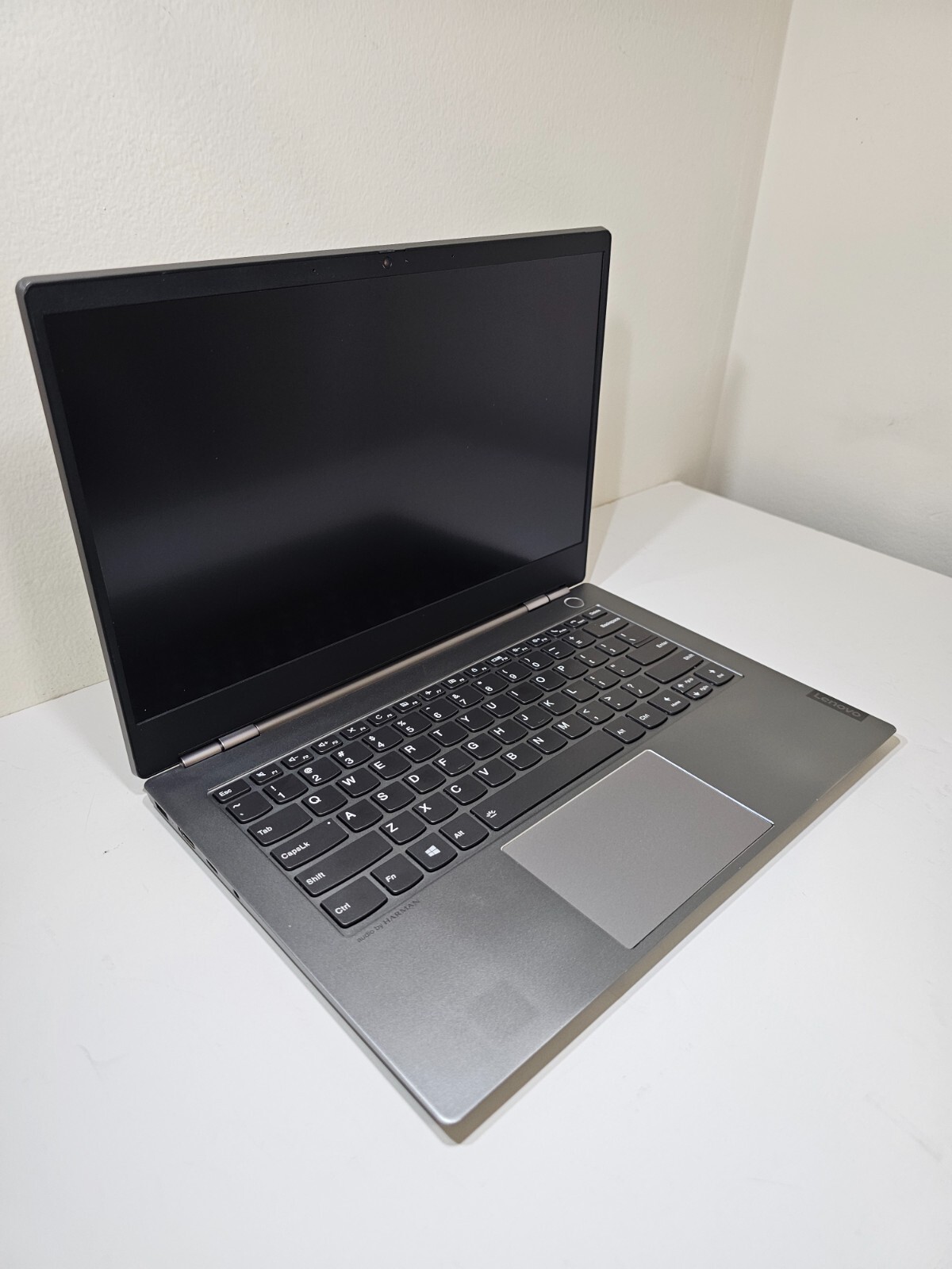Lenovo ThinkBook 14s-IWL 14″/i5-8265U 1.60GHz/8GB RAM/Radeon 540X/NO SSD&CHARGER
