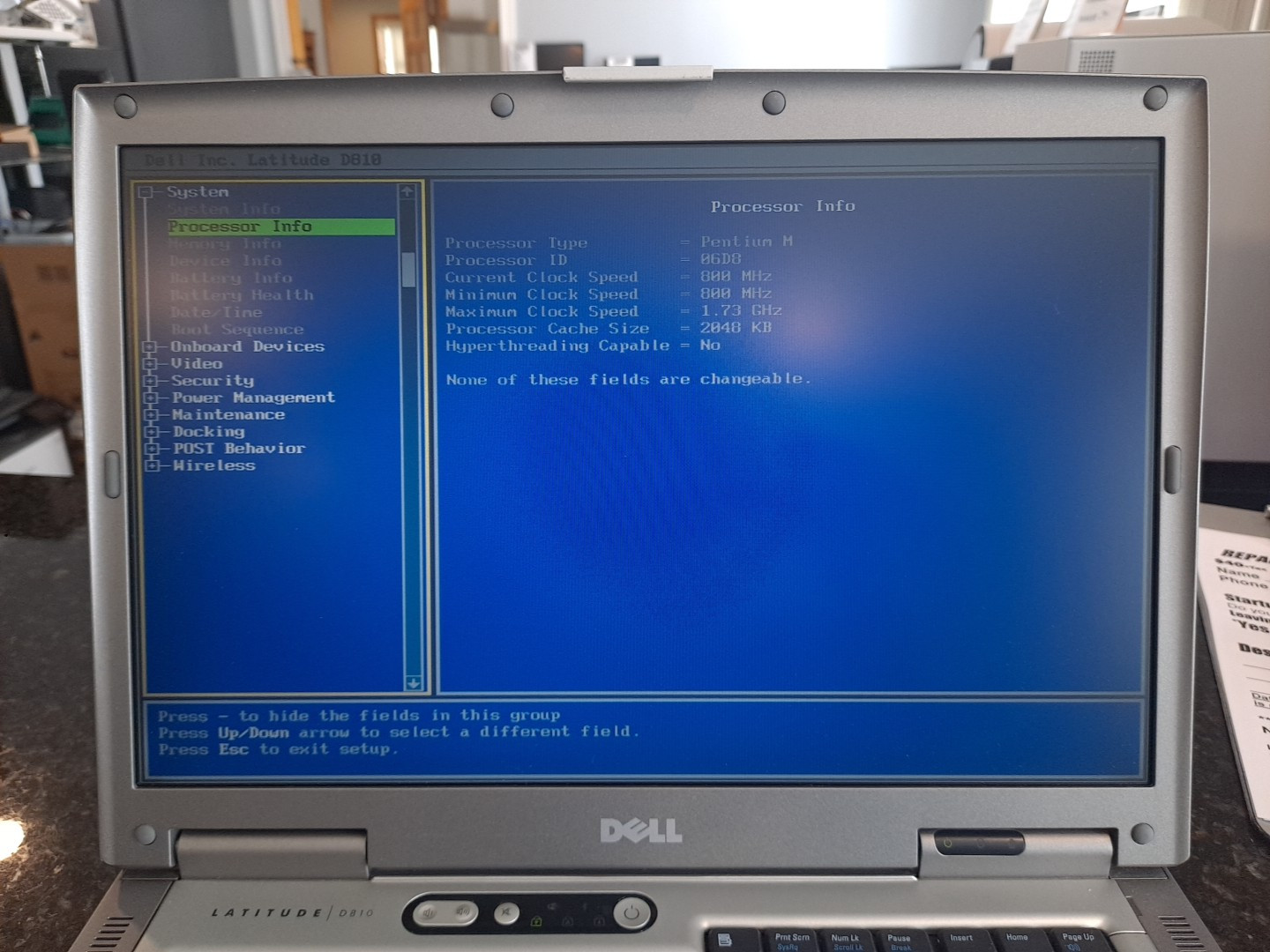 Dell Latitude D810 15″ Laptop Intel Pentium -BOOTS TO BIOS
