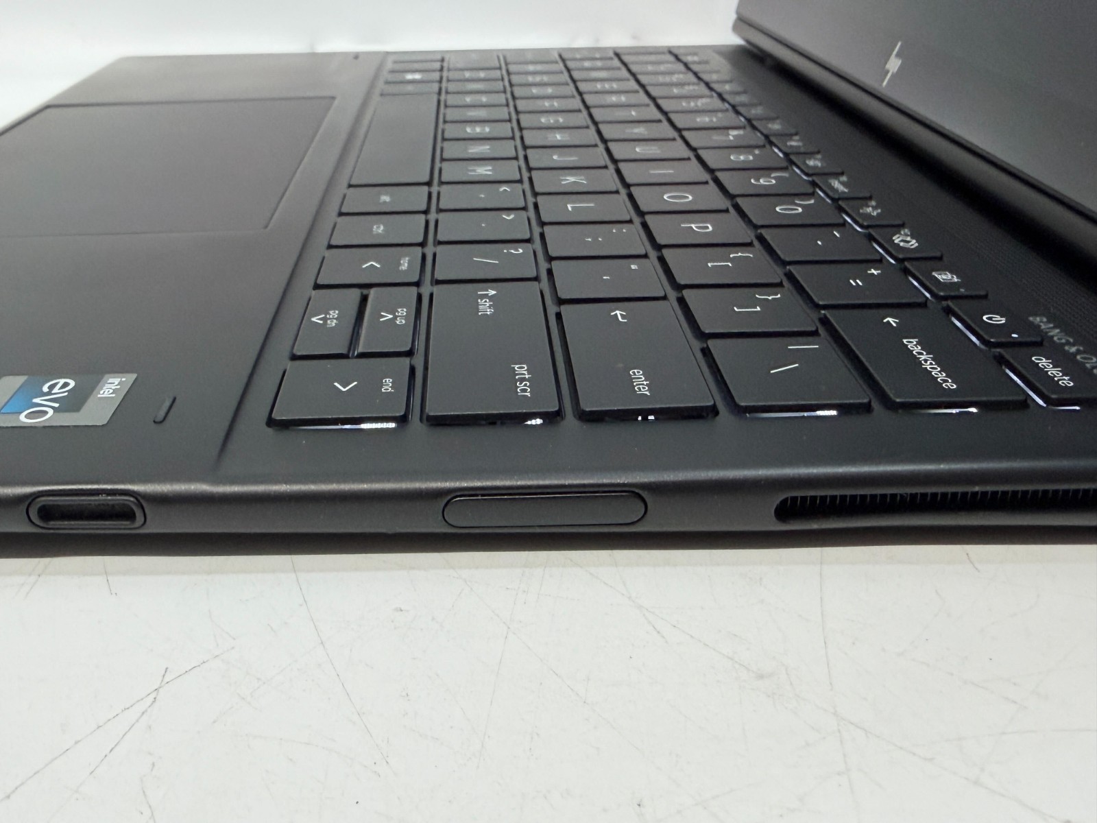 HP Dragonfly Folio G3 2n1 i7-1255U 16GB RAM 1TB SSD Win11Pro w/AC