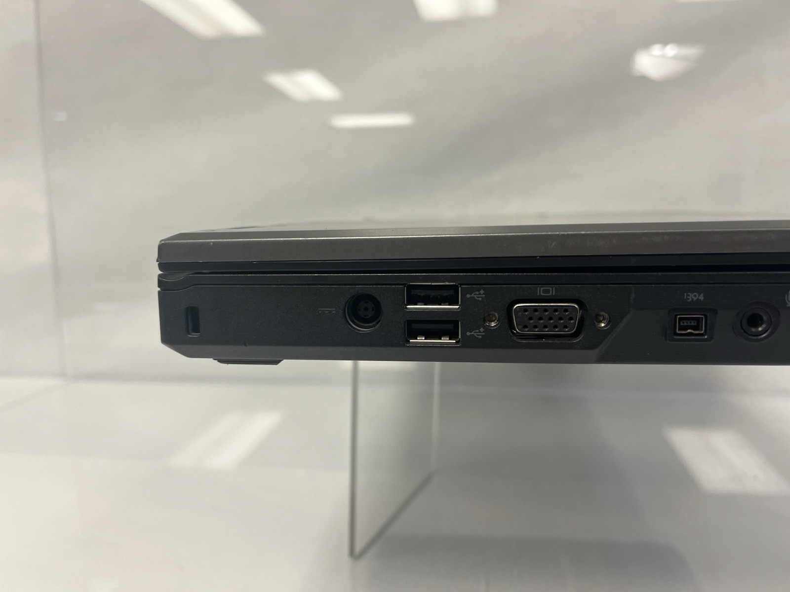 Dell Latitude E5410 i5 M 520 2.40GHz 4GB RAM 160GB HDD NO OS #2