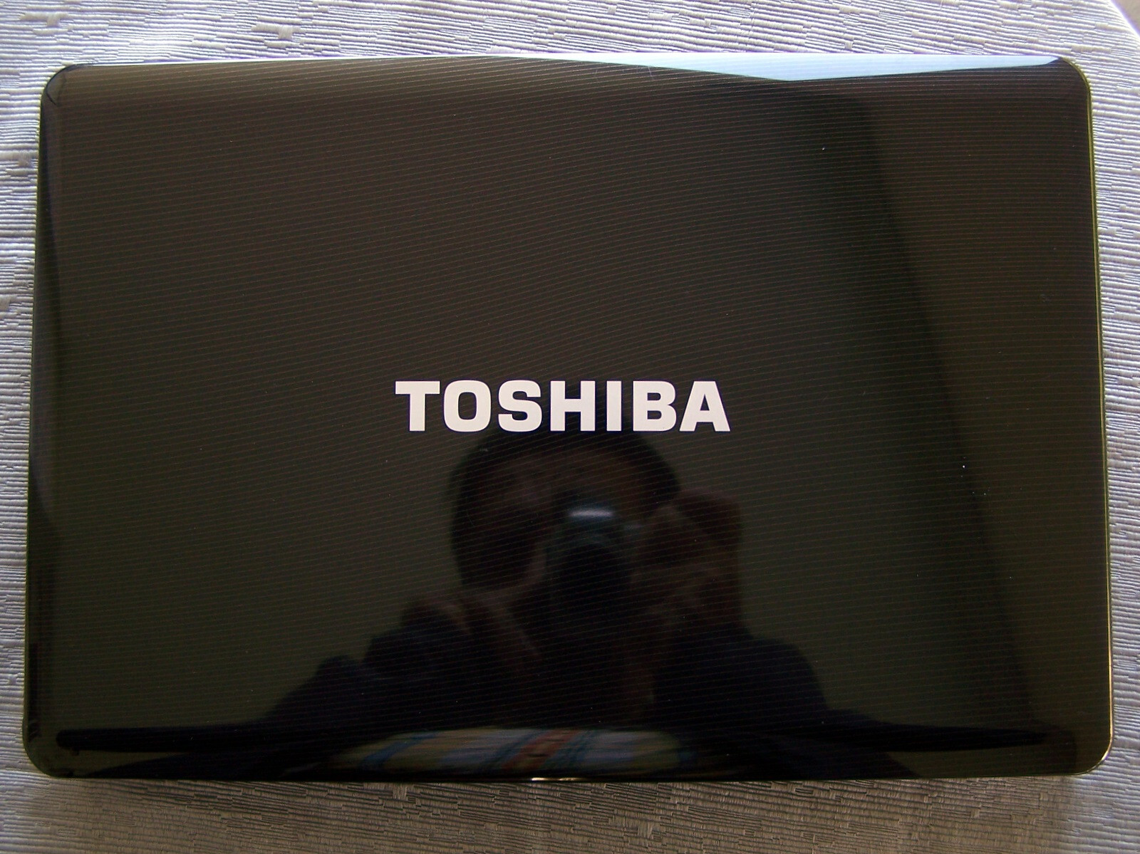 Toshiba 15.6 Satellite L505 Intel 2.4GHz 6GB 500GB Ati Radeon HD-4500 HDMI Win10