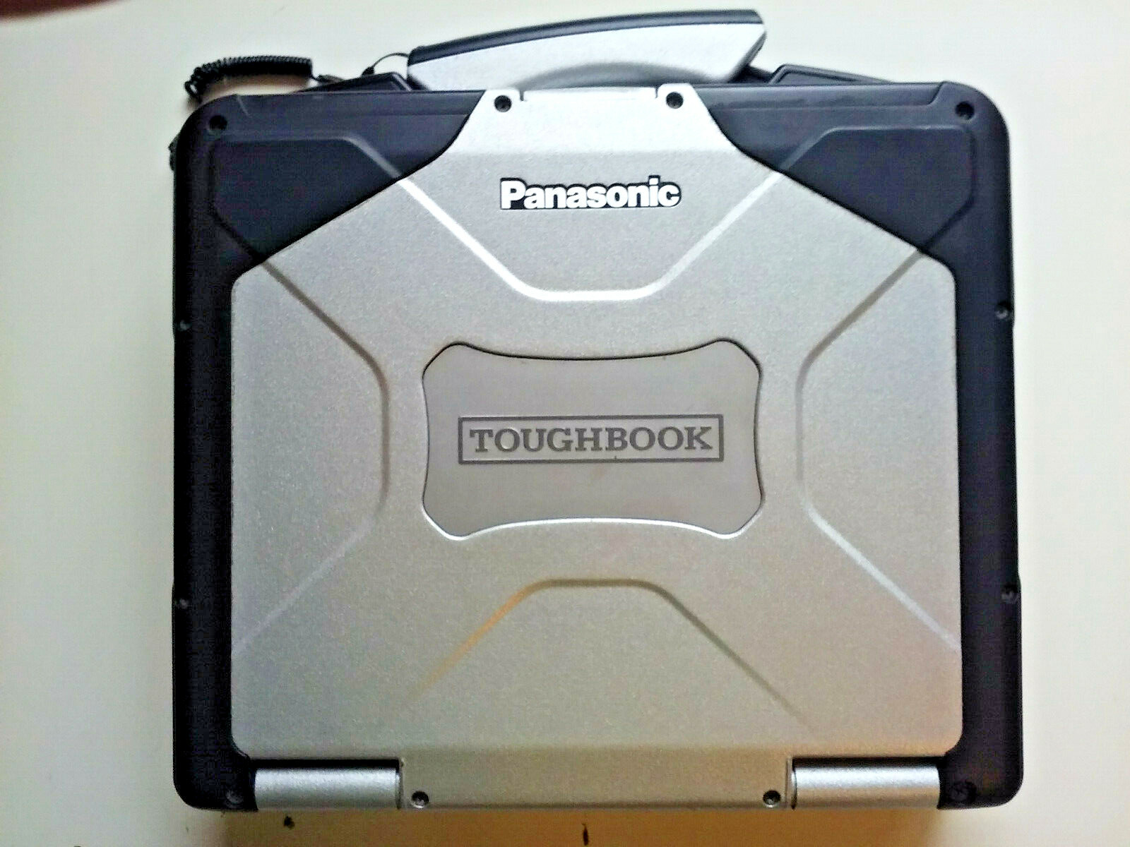 Panasonic Toughbook CF-31 MK2 2.50GHz TOUCH SCREEN, 256GB WIRELESS WIN10 PRO