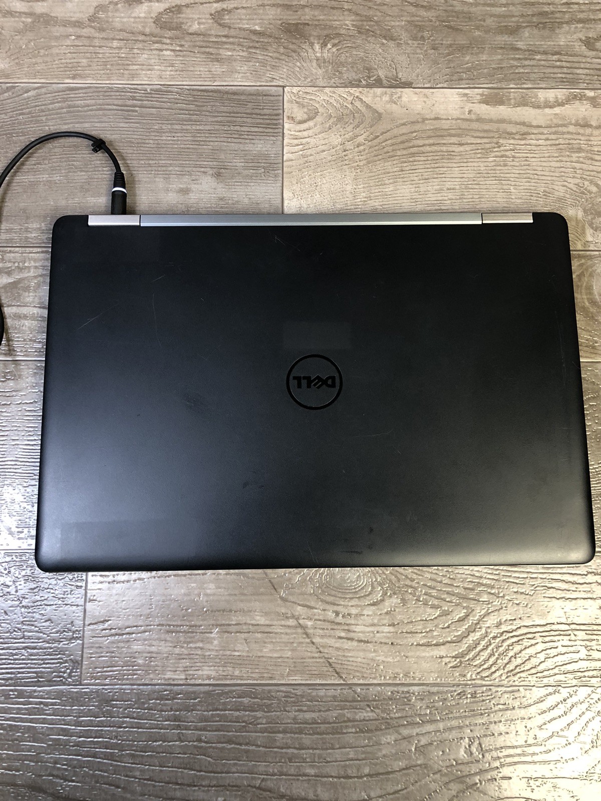 Dell Precision 3510 15.6″ Intel Core i7- 6820HQ 2.70GHz 8GB DDR4 LOCKED