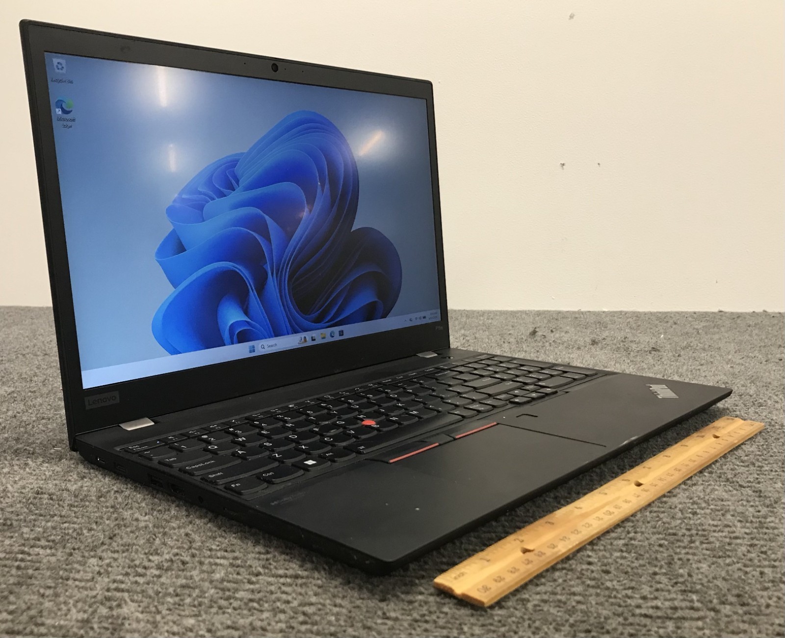 Lenovo ThinkPad P15s Gen 2i 15.6″ Laptop i7-1165G7 8GB RAM 512GB NVMe, As Is