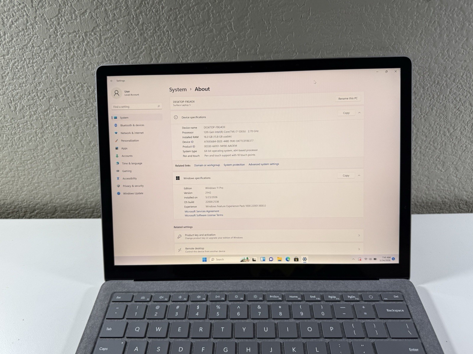 Microsoft Surface Laptop 5 13.5” 1950 Intel Core i7-1265U 16GB RAM 512GB NVME