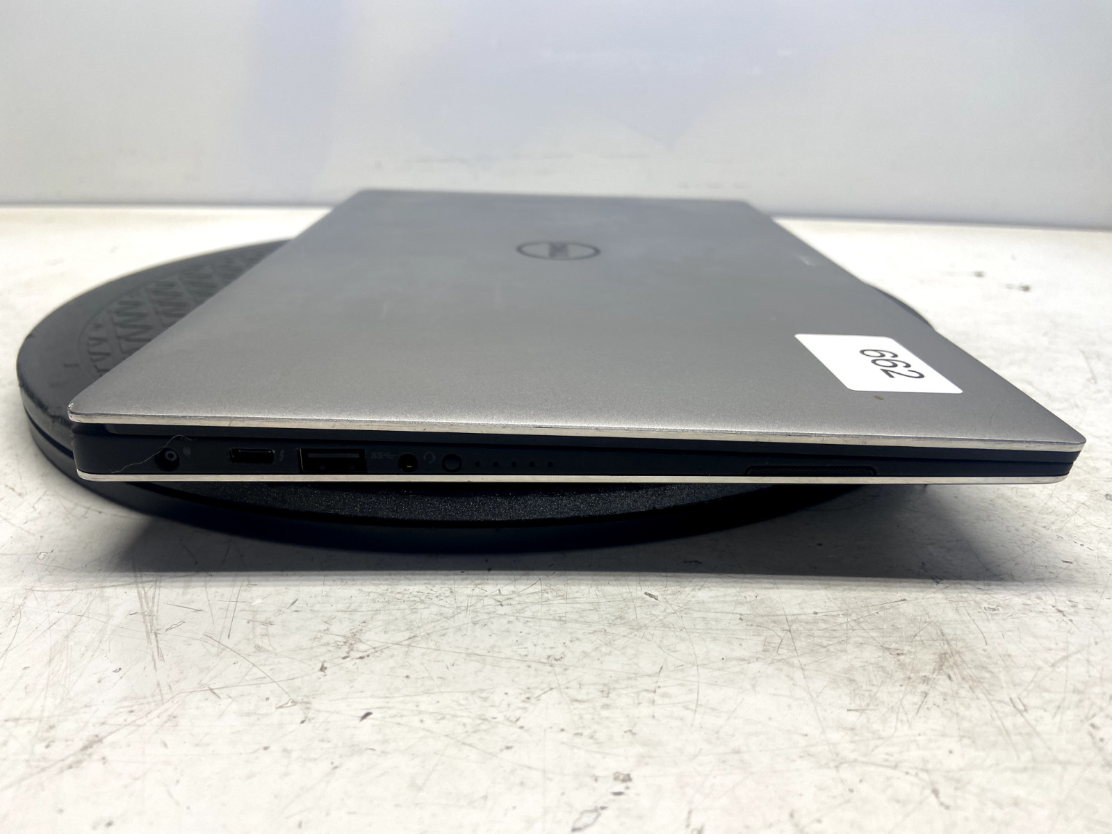 Dell XPS 13 9360 Intel Core i5-7200u 2.5GHz 8GB 128GB SSD Windows 10