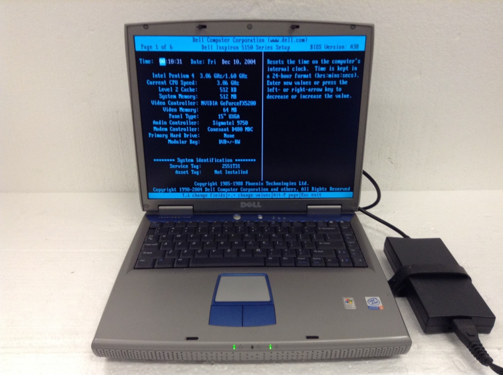 Vintage Dell Inspiron 5150 15″ Pentium 4 3.06GHz Laptop w/ 512MB, DVD-RW, No HDD