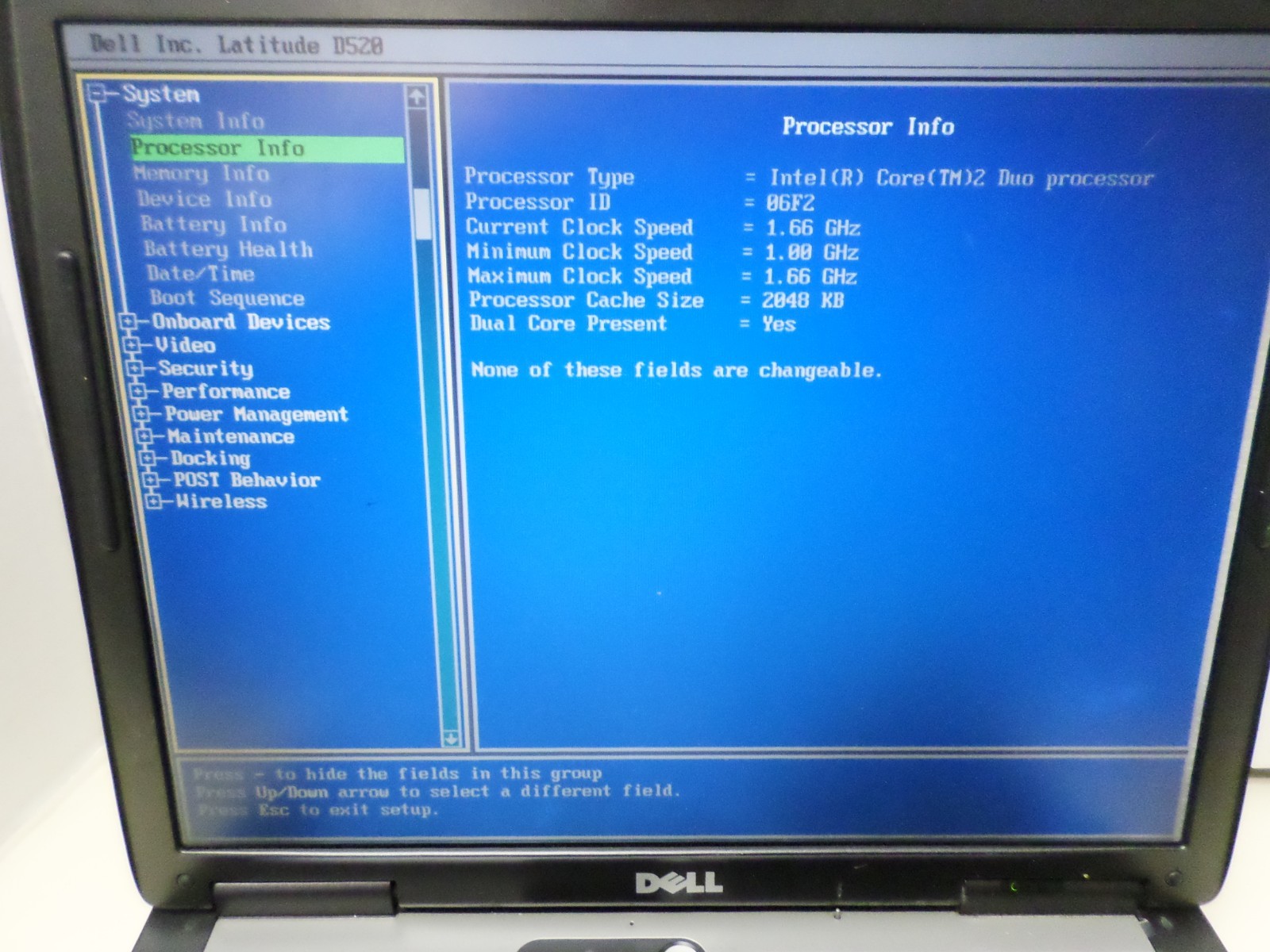 Dell Latitude D520 laptop Core 2 Duo 1.66GHz 1GBRAM 80 GB CD Serial port Wifi