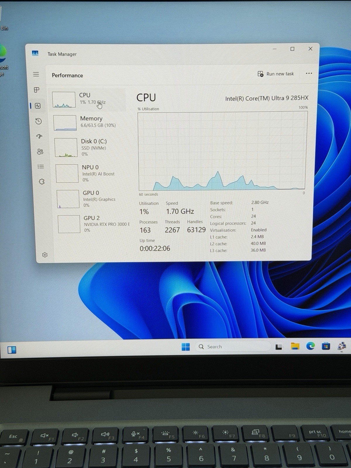 Dell Pro Max 16 Plus FHD+ Ultra 9 285HX 64GB 2TB RTX PRO 3000