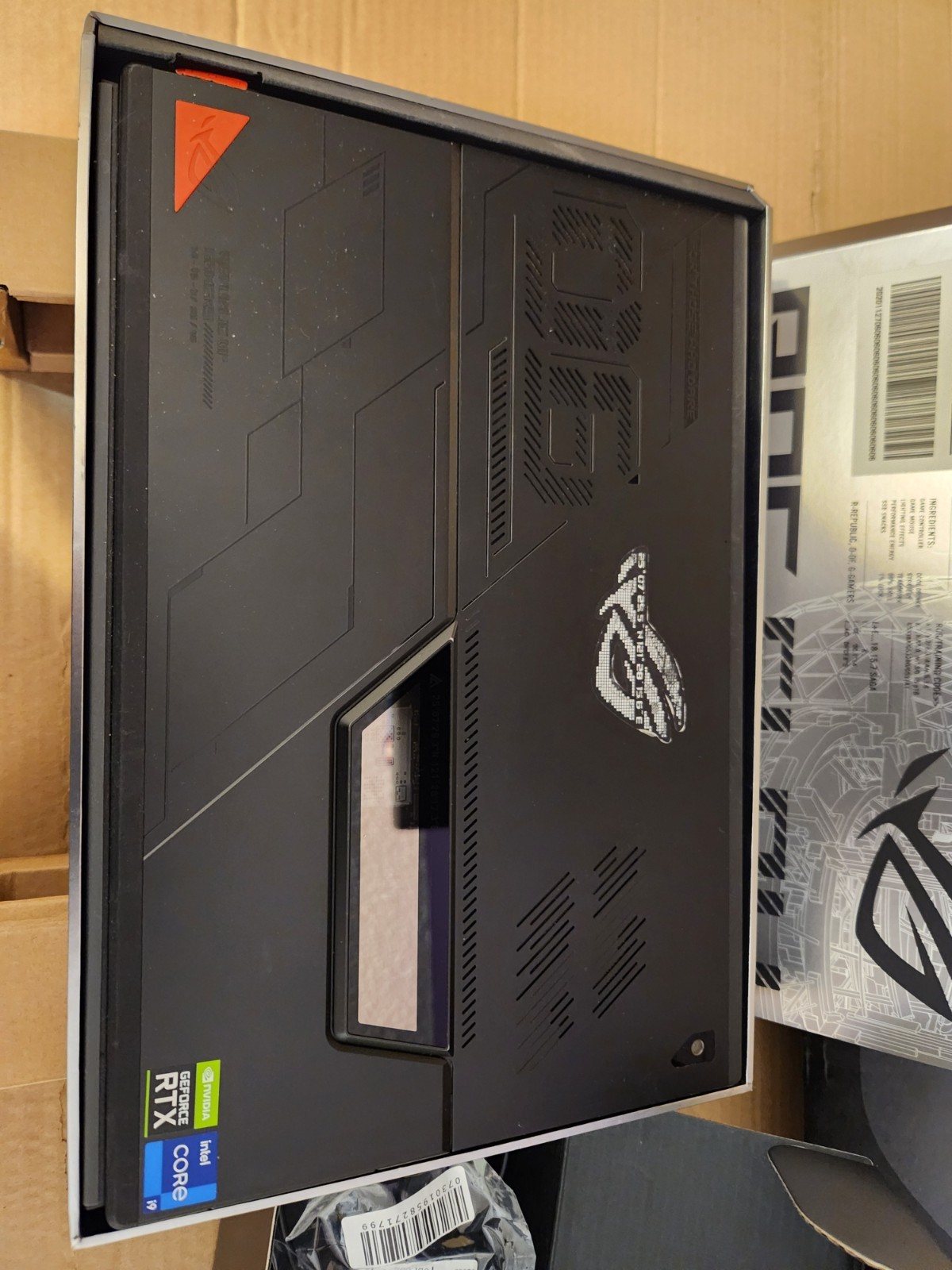 Asus ROG Flow Z13 13.4″ i9-12900H 2.5GHz 16GB RAM 1TB SSD GeForce RTX 3050 Ti –